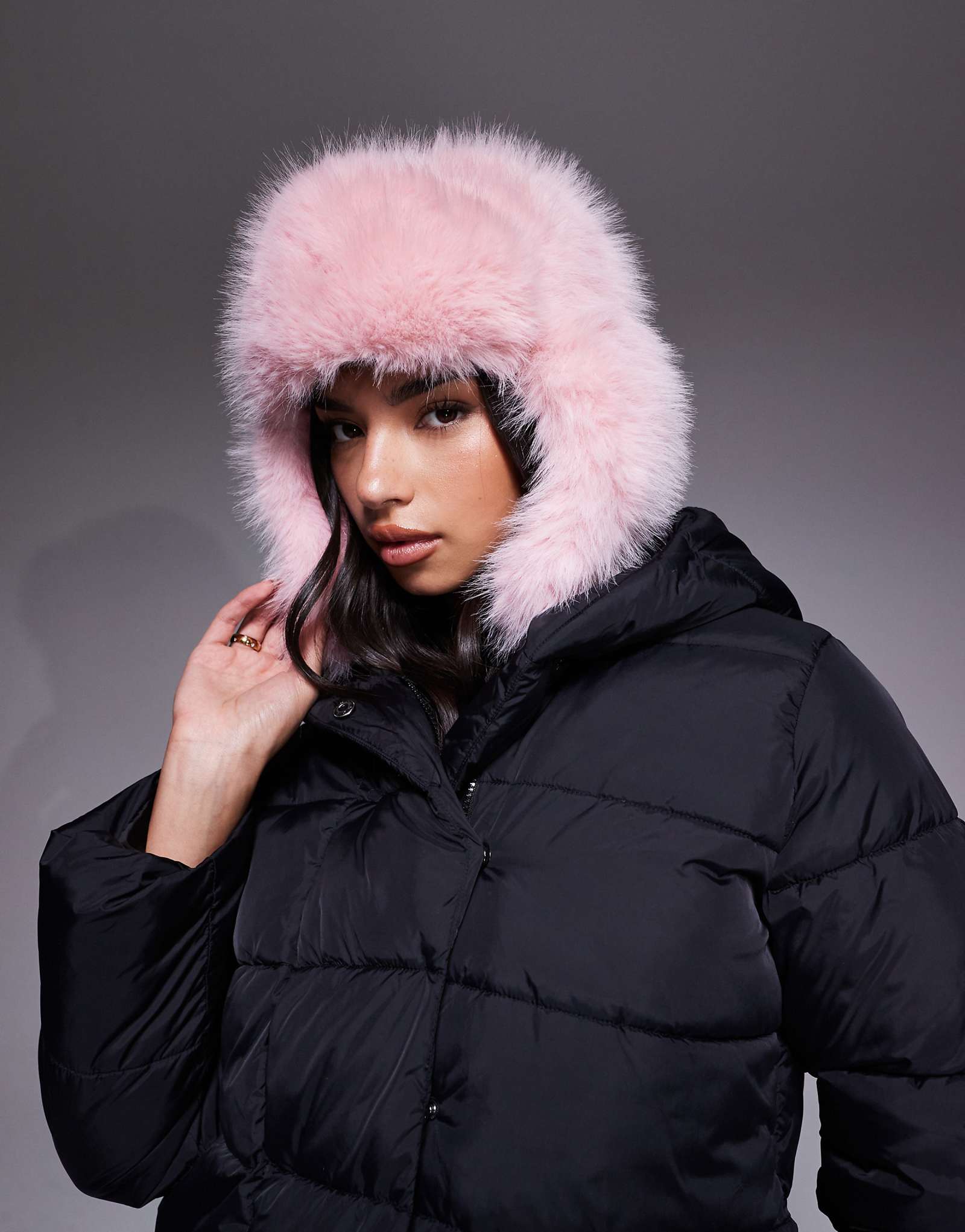 - Kaiia - PINK 5690₽