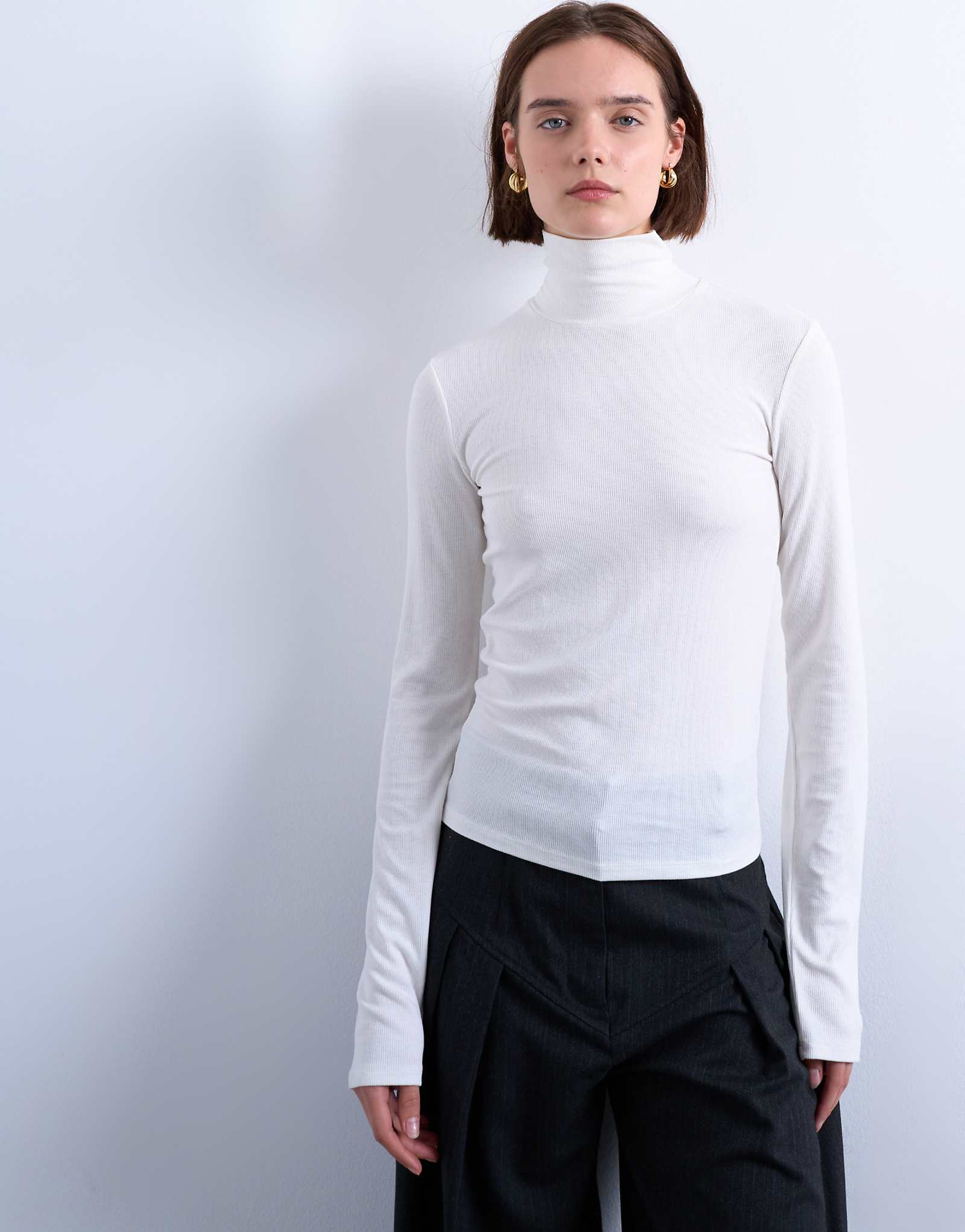 - Topshop ecru 7590₽