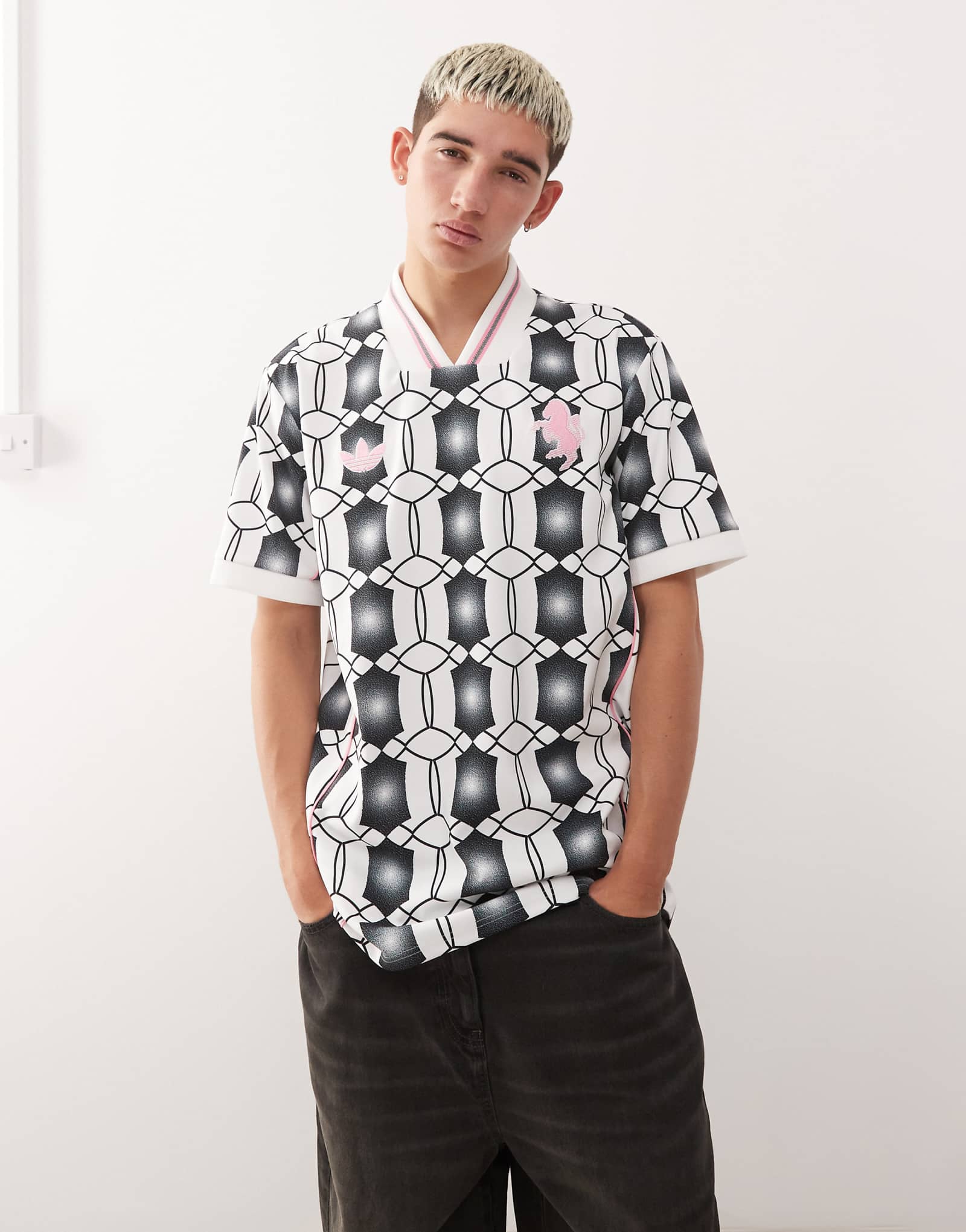 adidas soccer Juventus white 21190₽