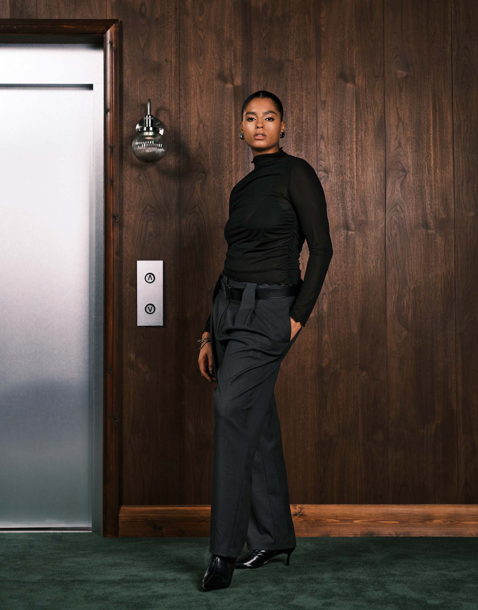 ASOS DESIGN Curve black 7590₽