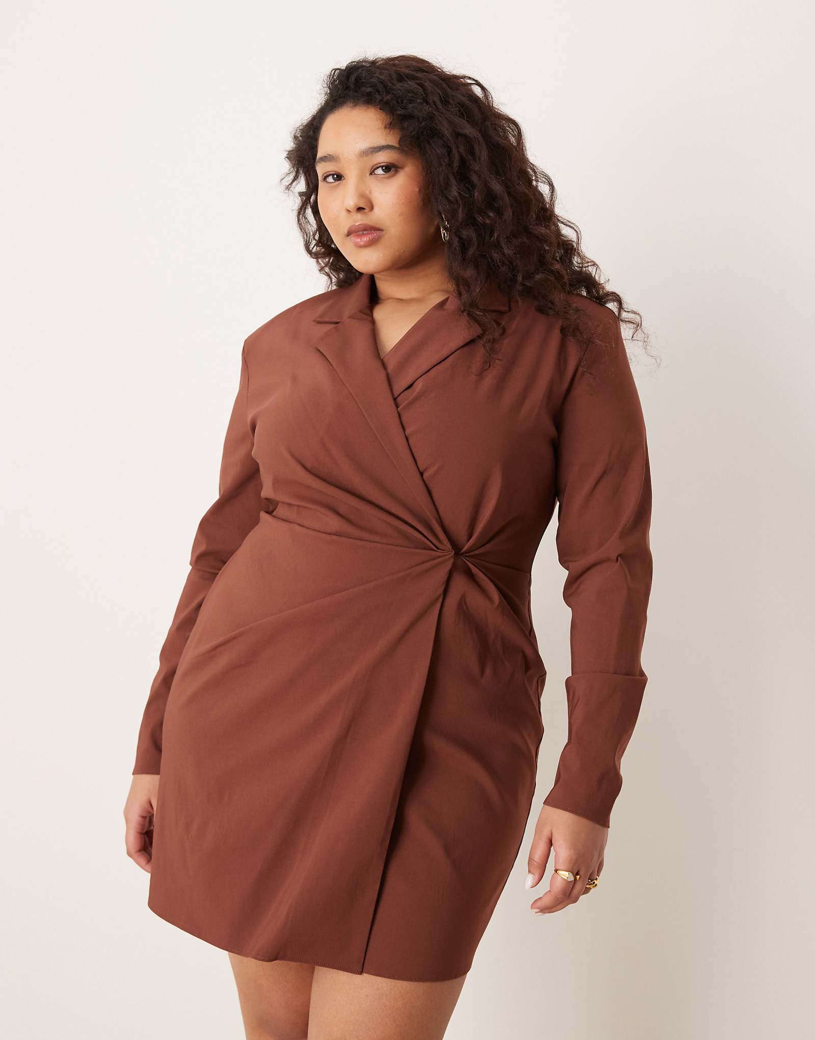 -- ASOS DESIGN Curve chocolate 16290₽