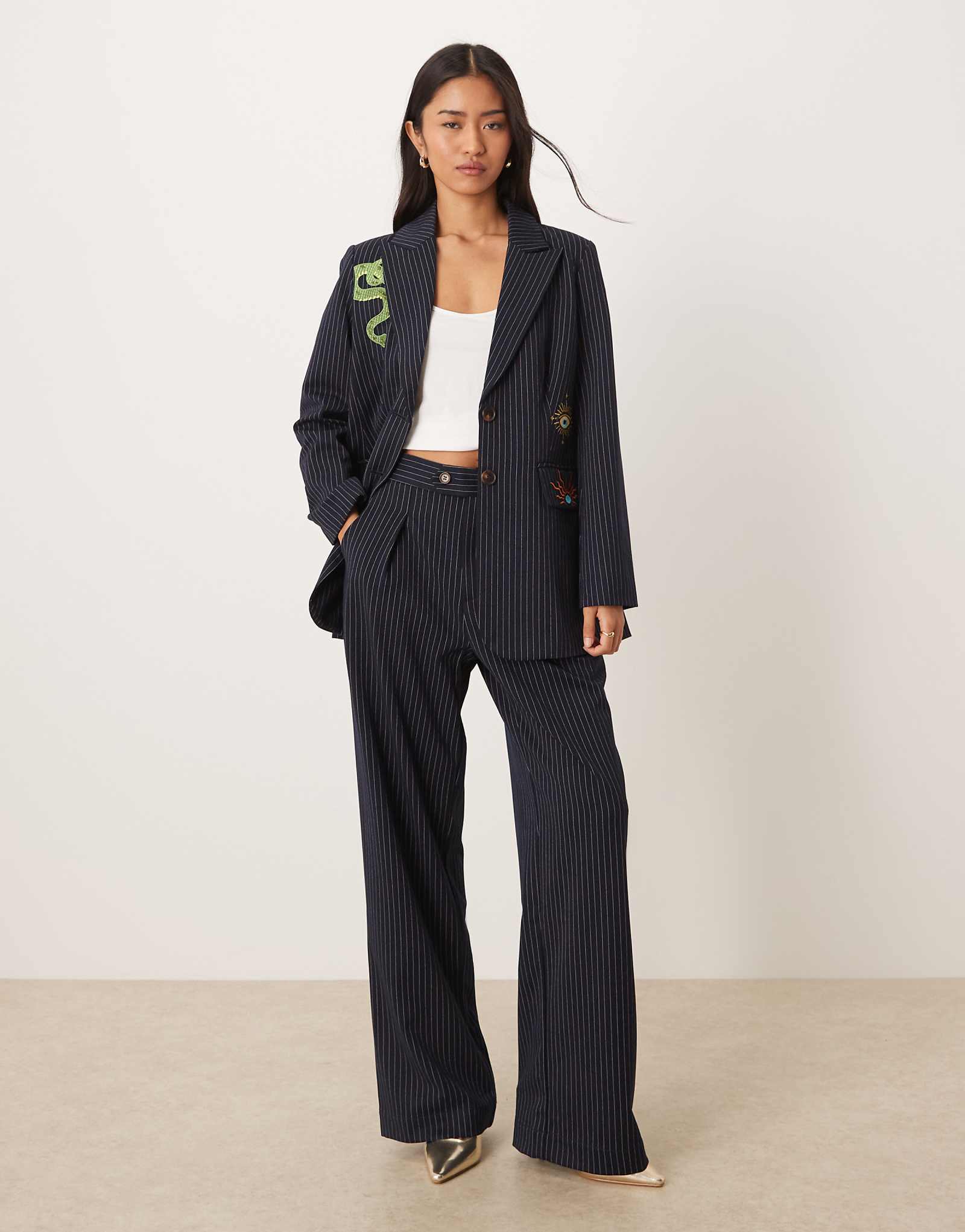 - - navy pinstripe 33890₽
