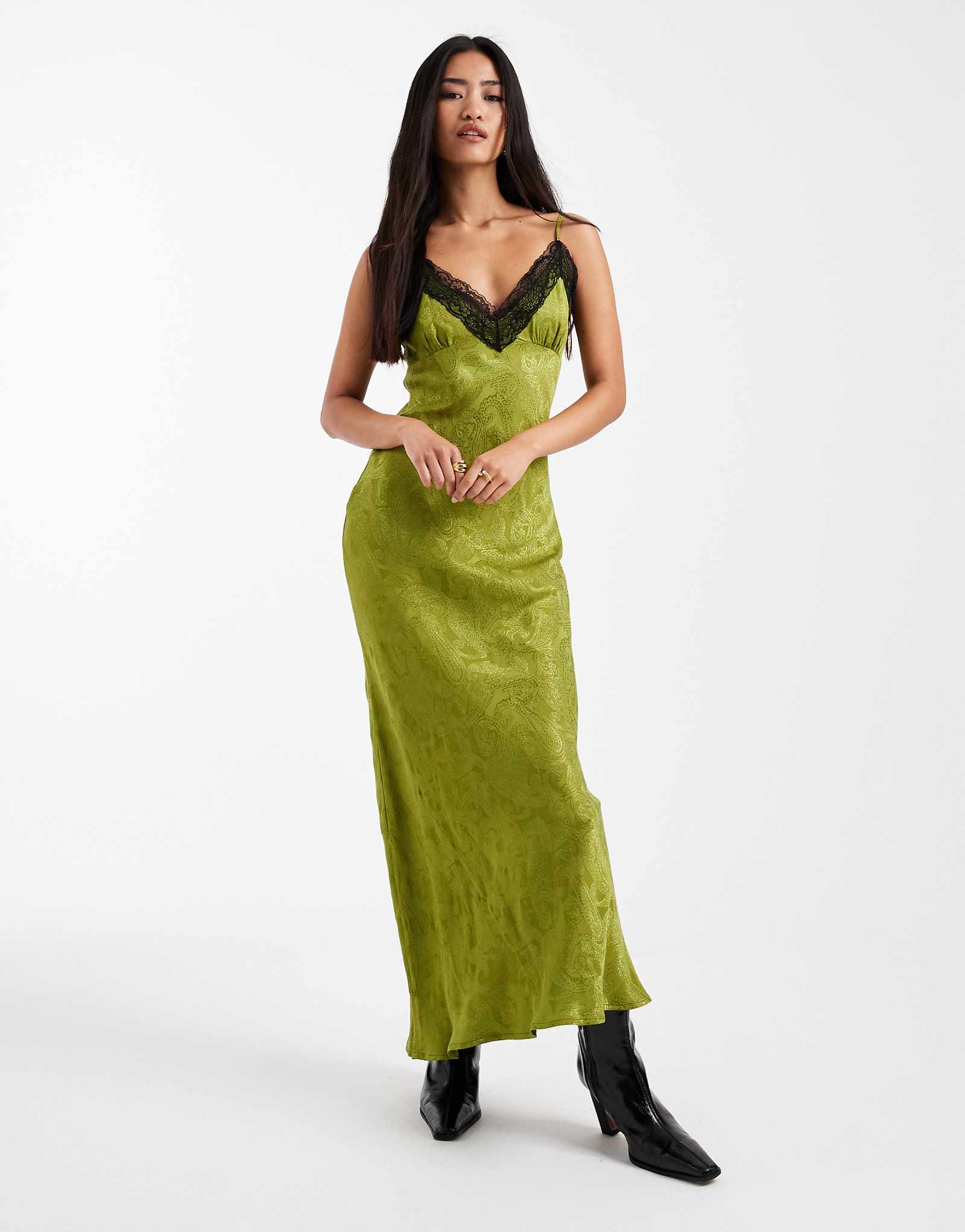 Miss Selfridge green 12990₽
