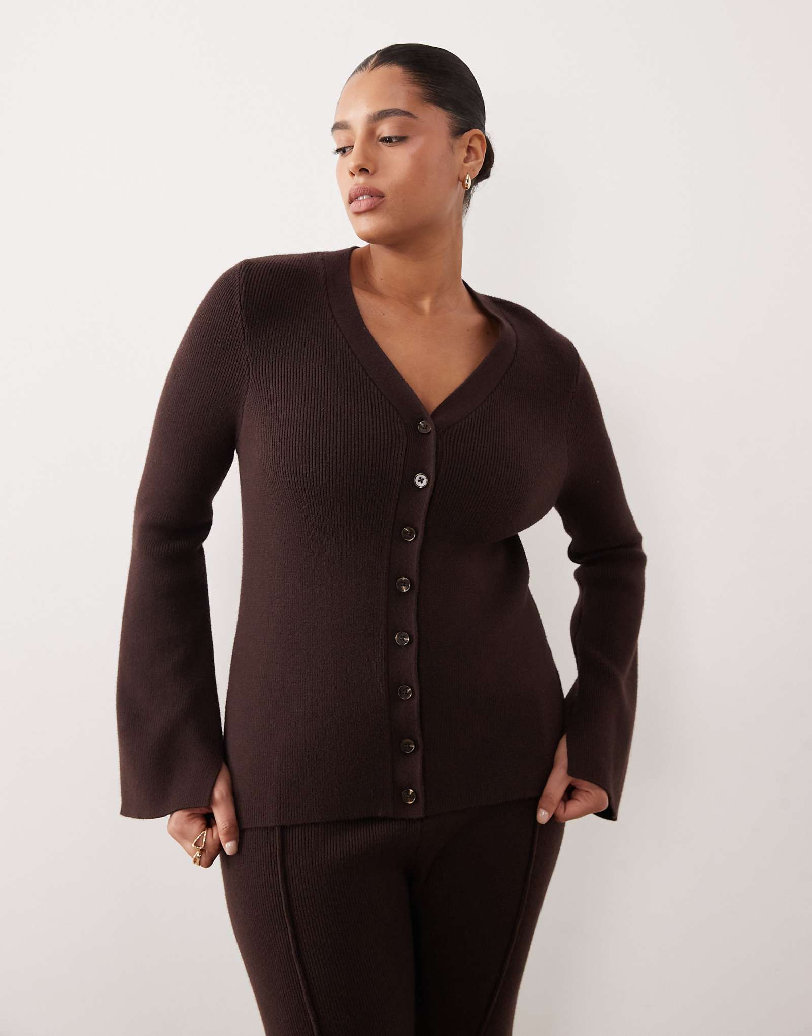 v- ASOS DESIGN Curve - chocolate 8290₽