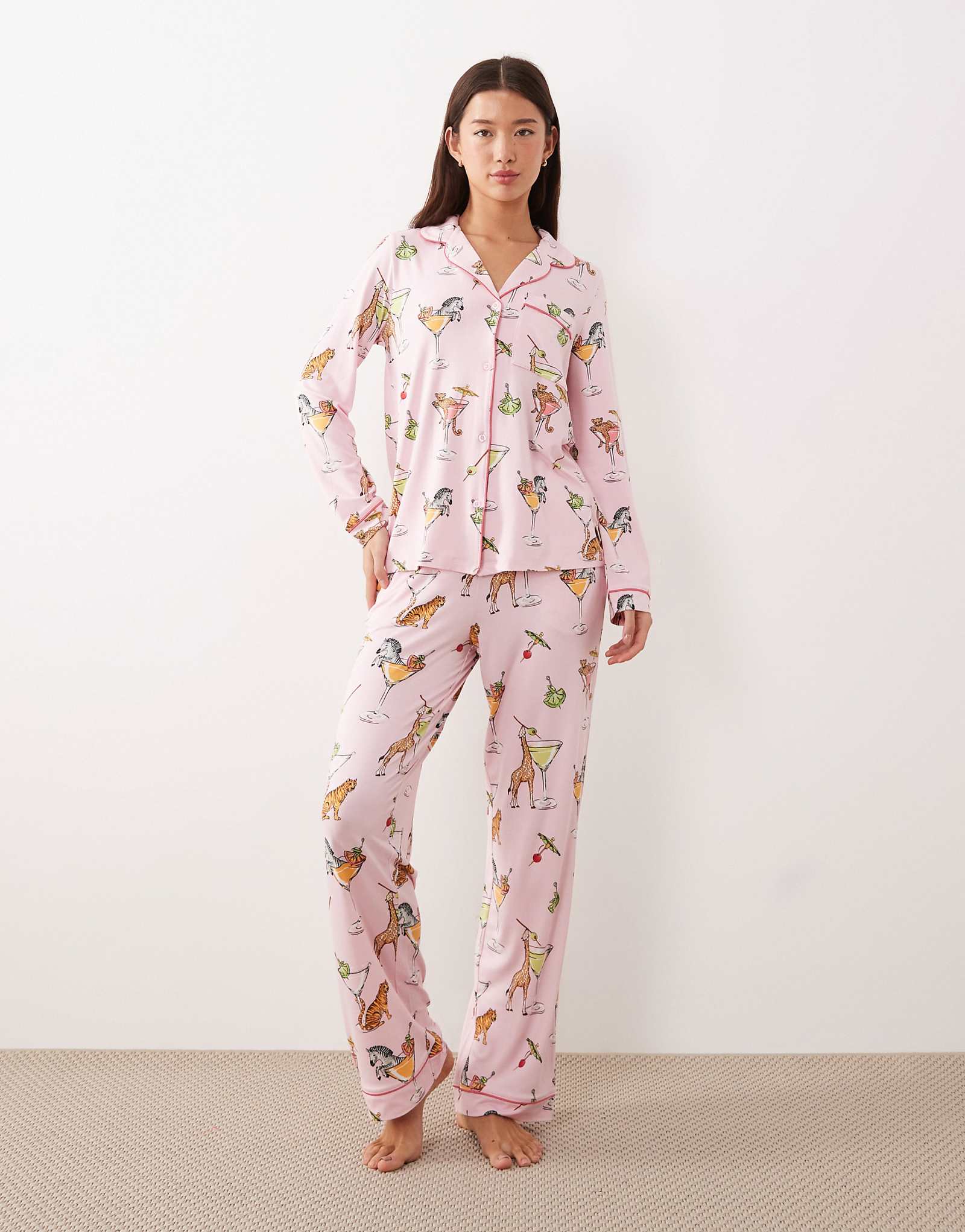 Chelsea Peers pink 16890₽