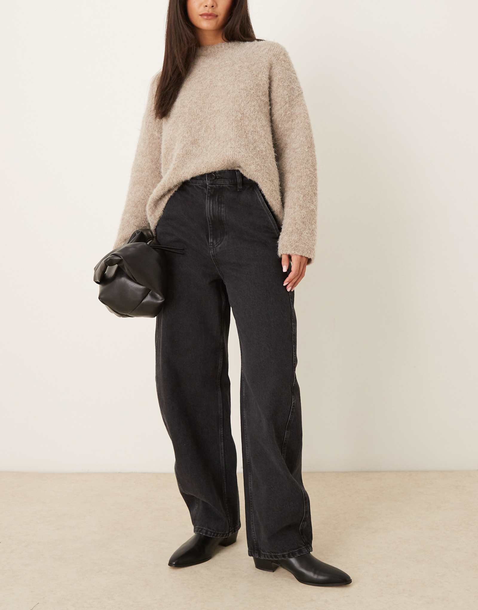 ARKET Endive barrel fit washed black 29990₽