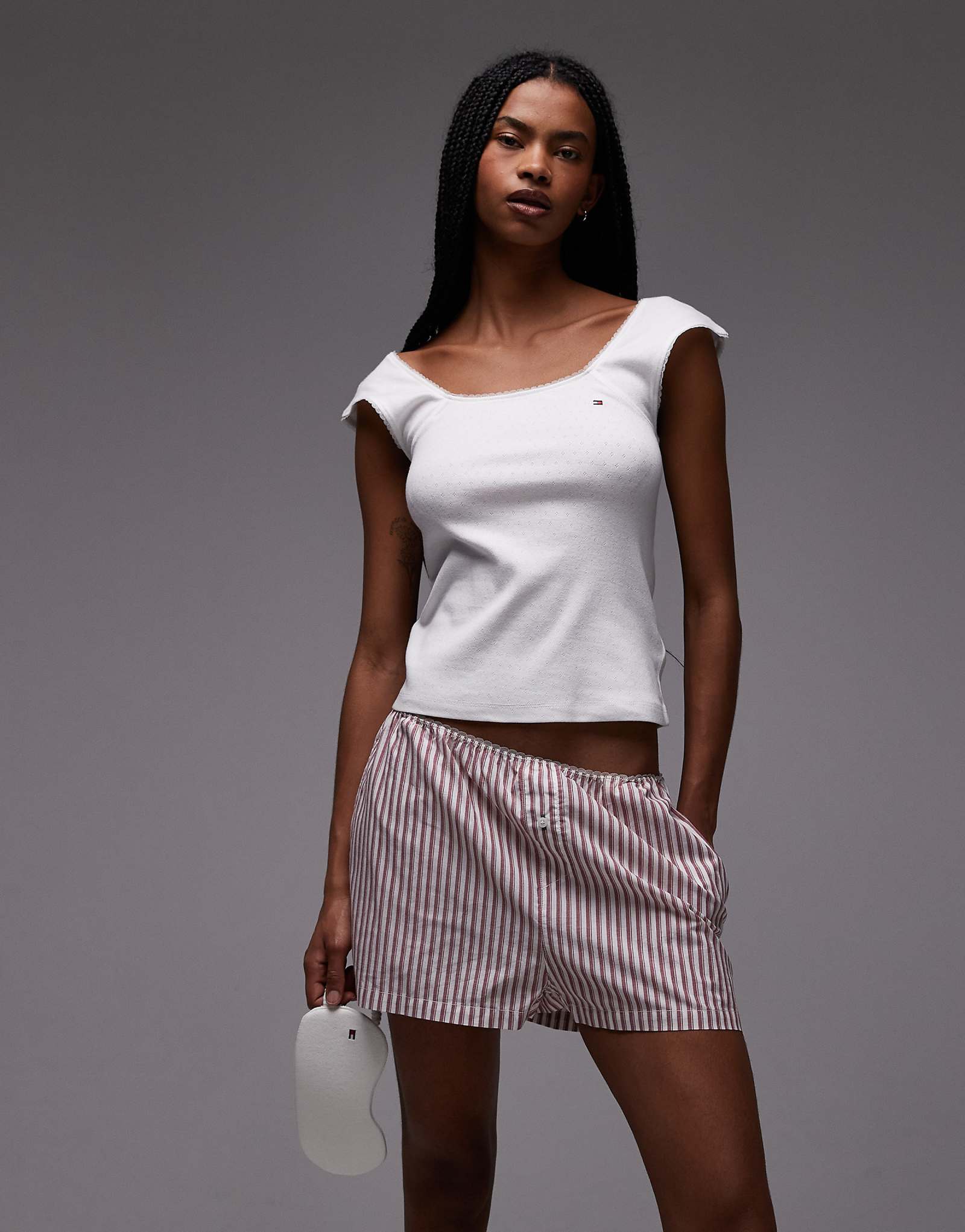 Tommy Hilfiger pointelle red 19490₽