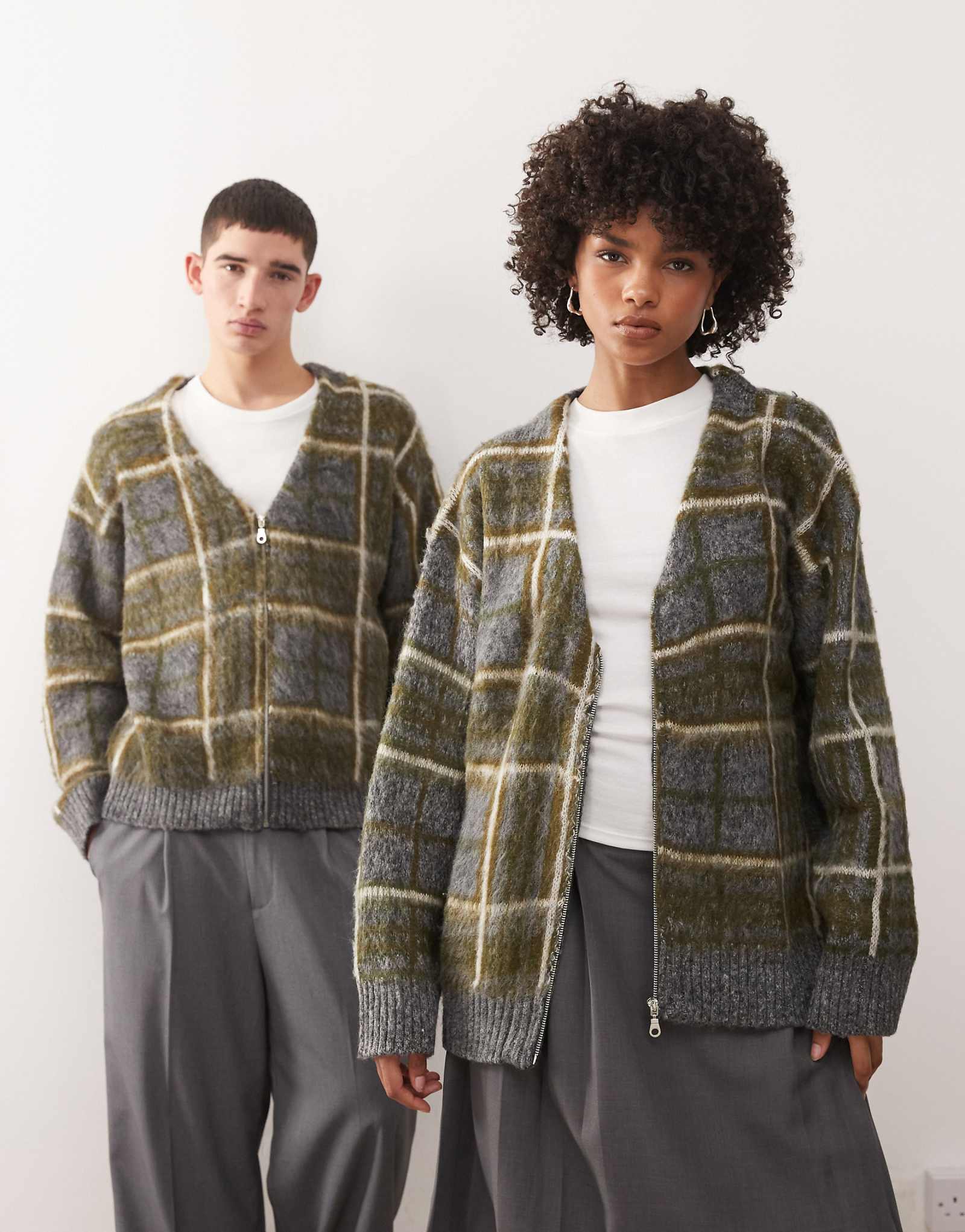 The Ragged Priest green 14290₽