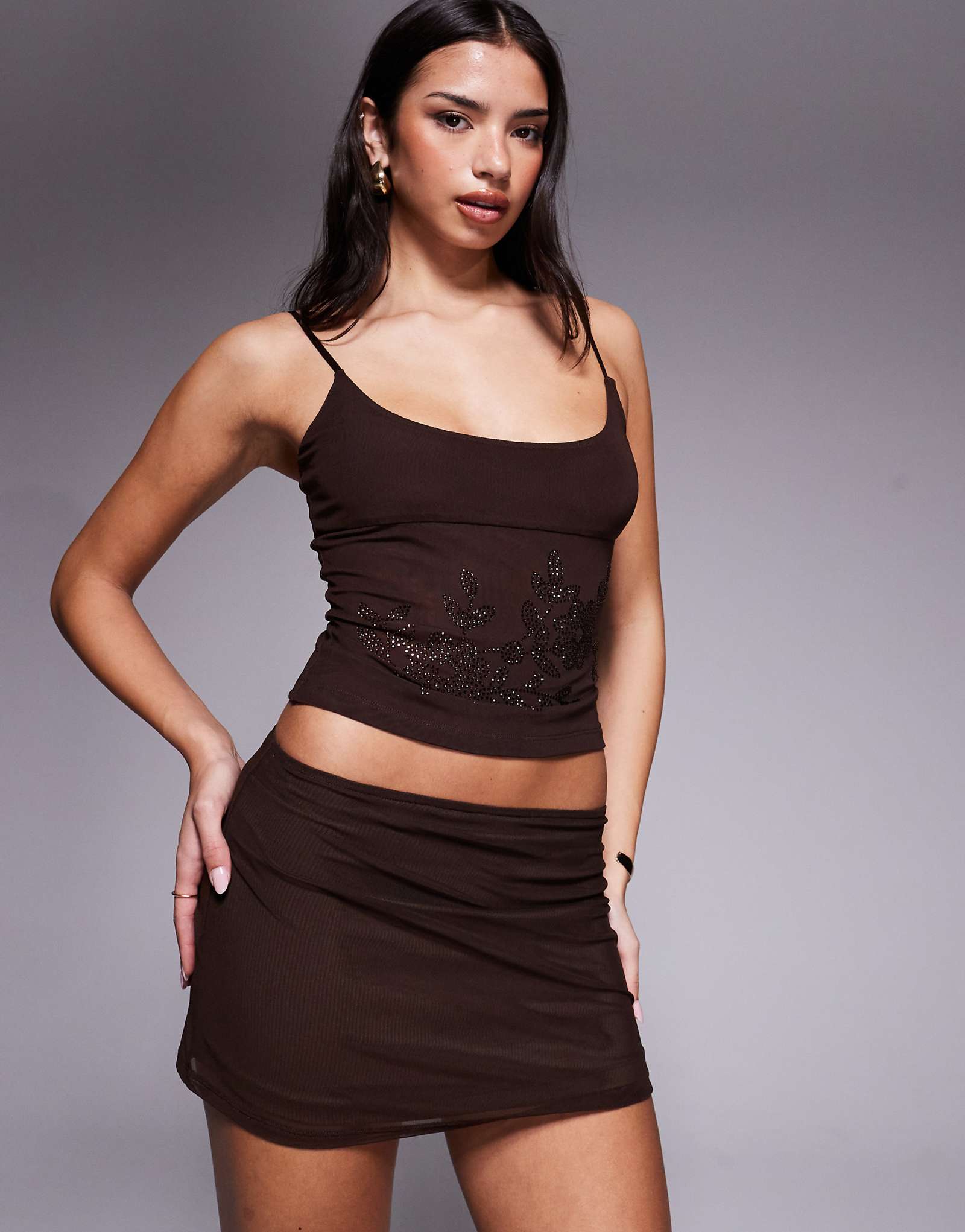 - Tiger Mist Octavia   -   brown