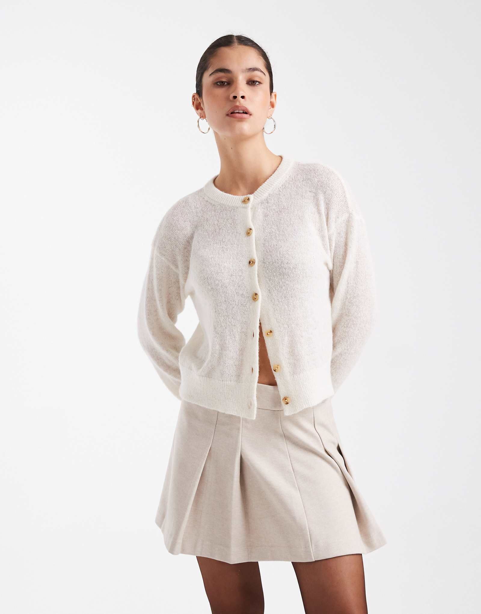 - Vero Moda oatmeal melange 11090₽