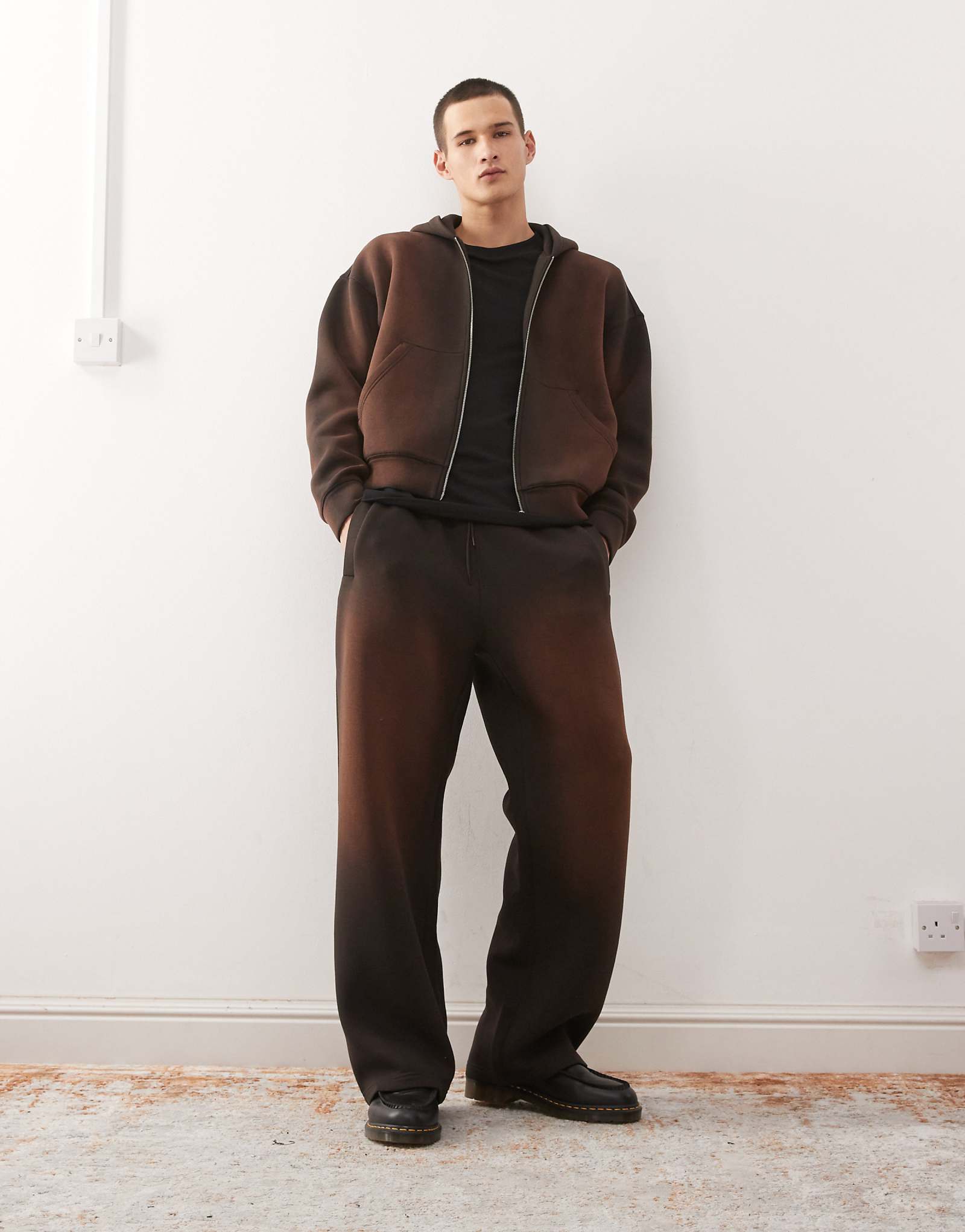 - brown wash 22390₽