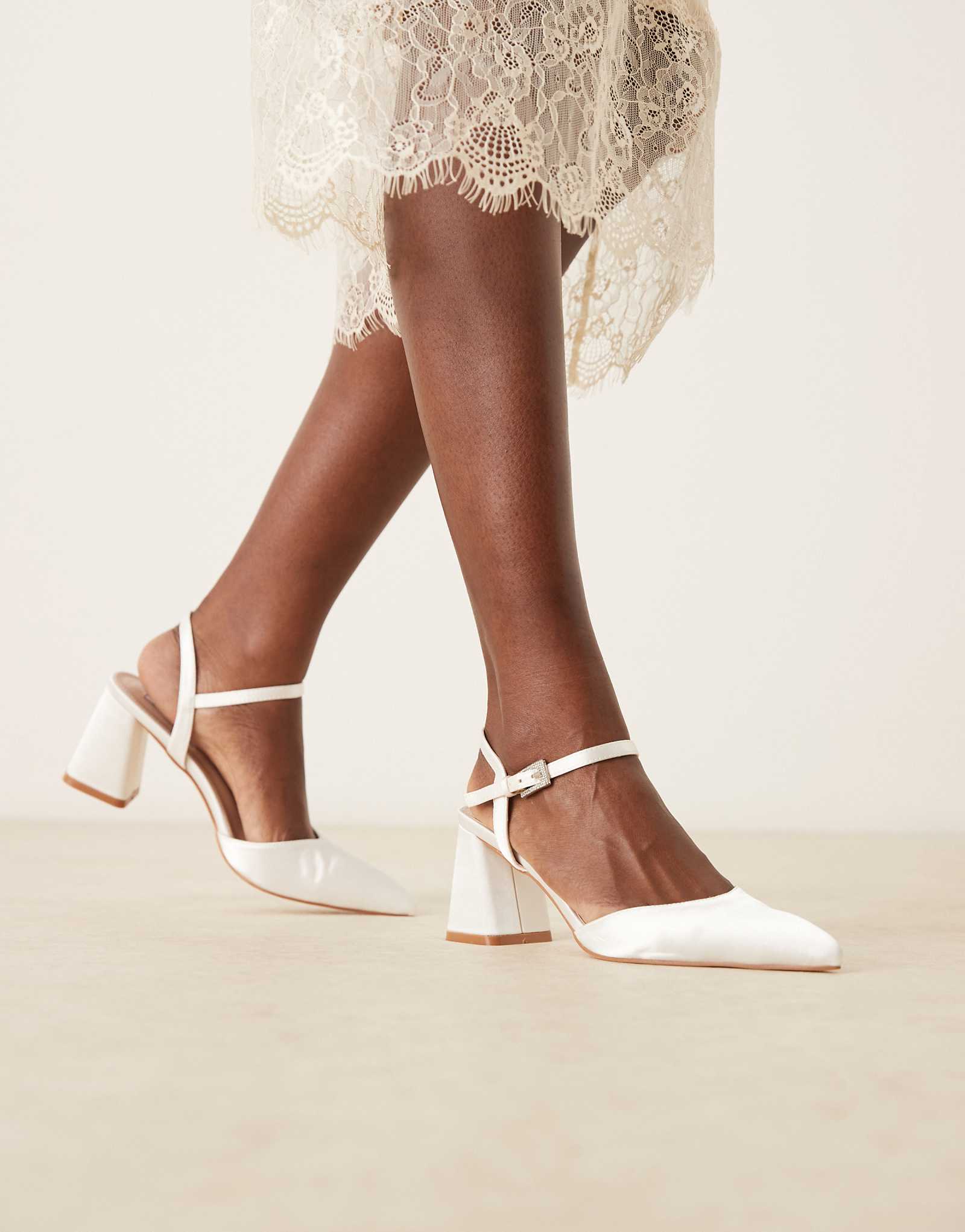 Ravina ivory satin 11290₽