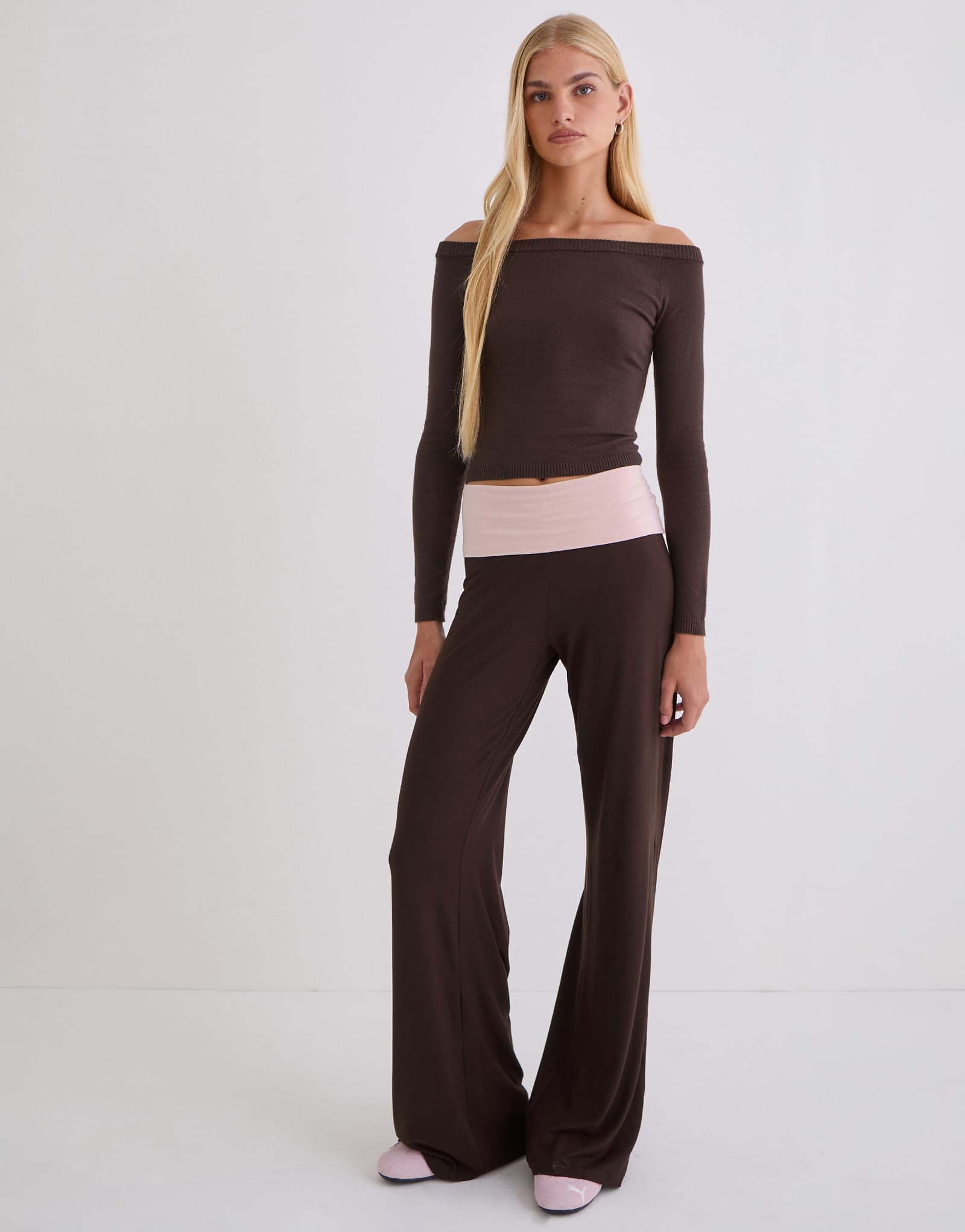 Motel Coreta - chocolate 15390₽