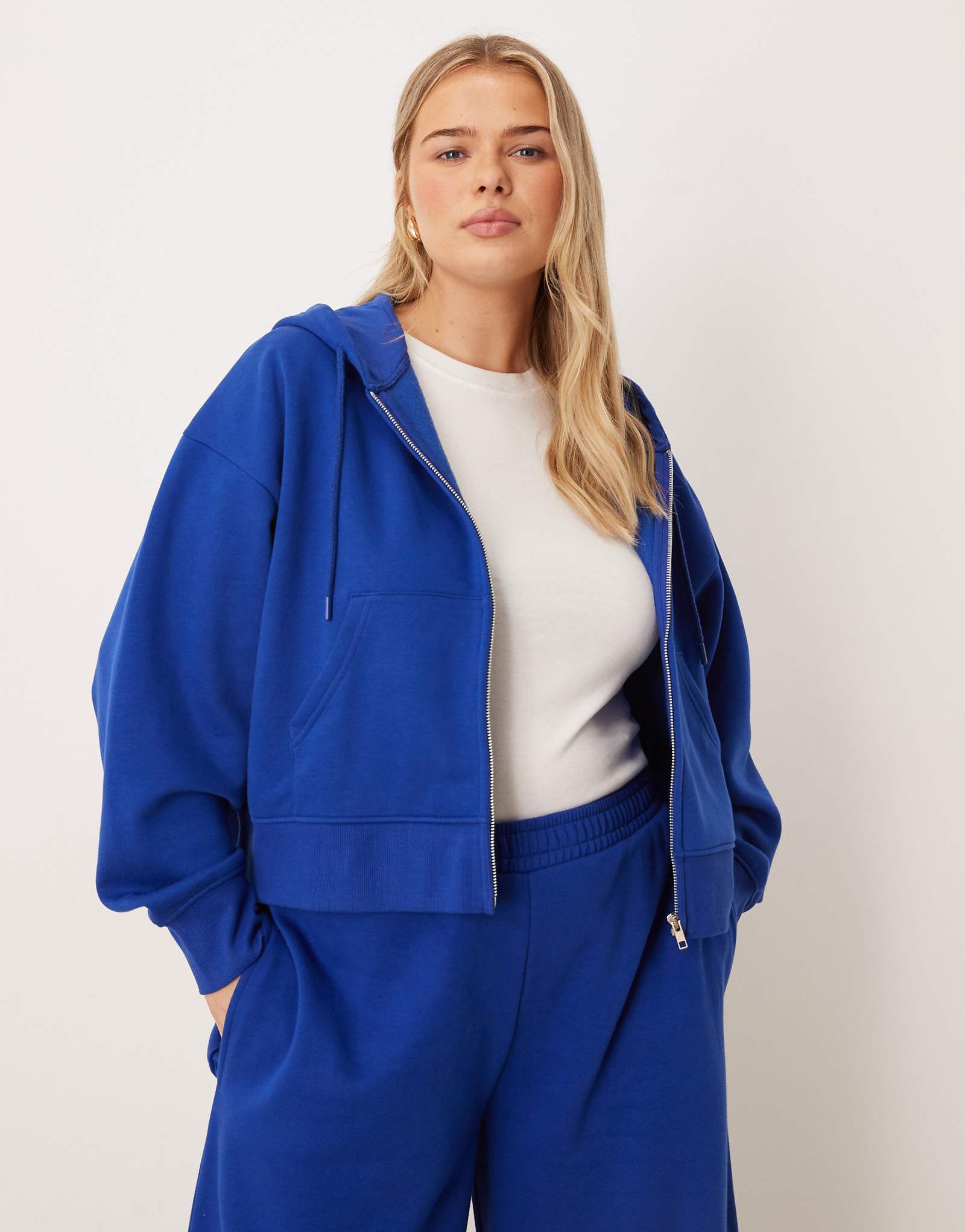 ASOS DESIGN Curve blue 10390₽
