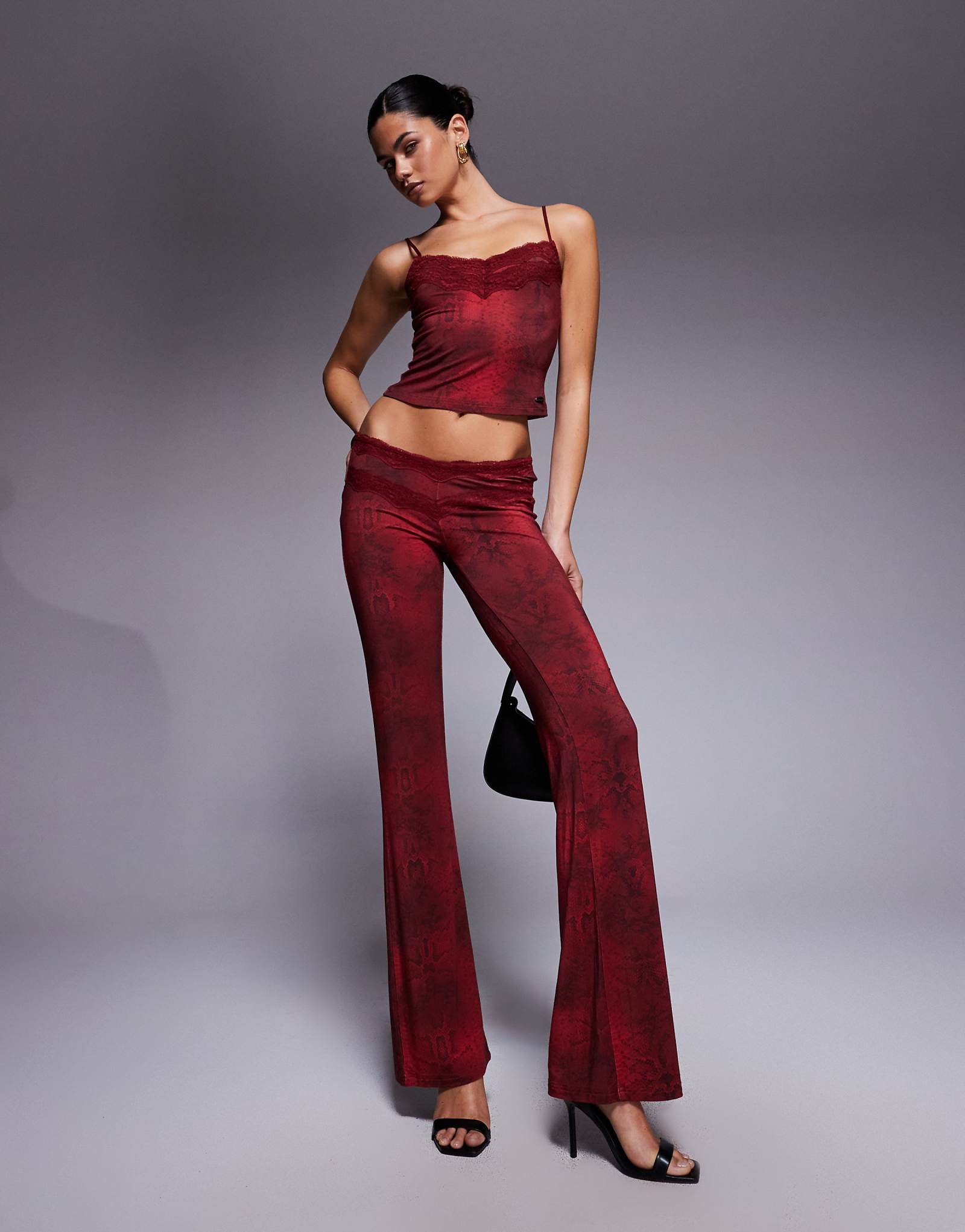 IAMGIA Beau - red 17190₽