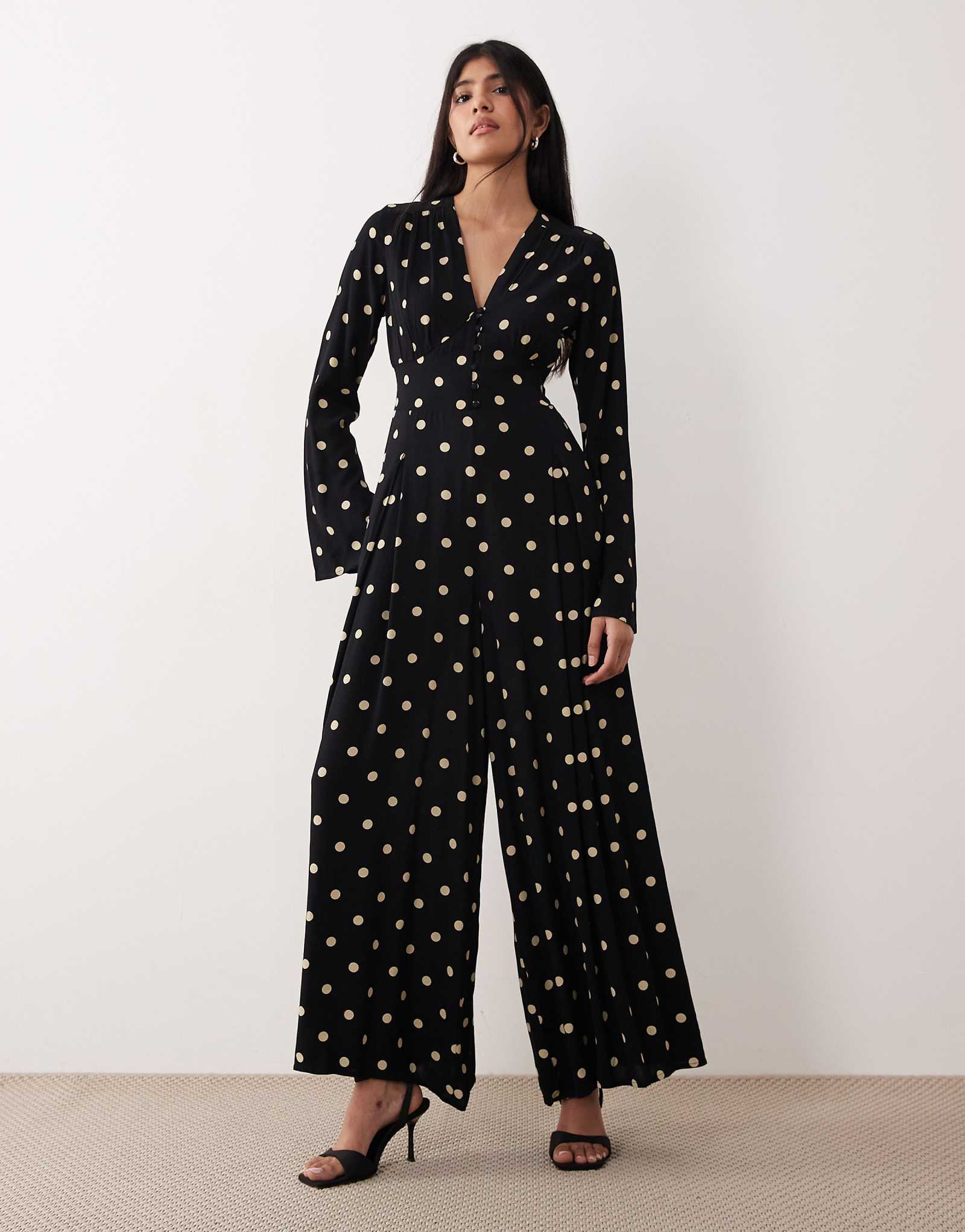 Nobodys Child Valencia v- black polka dot 33690₽