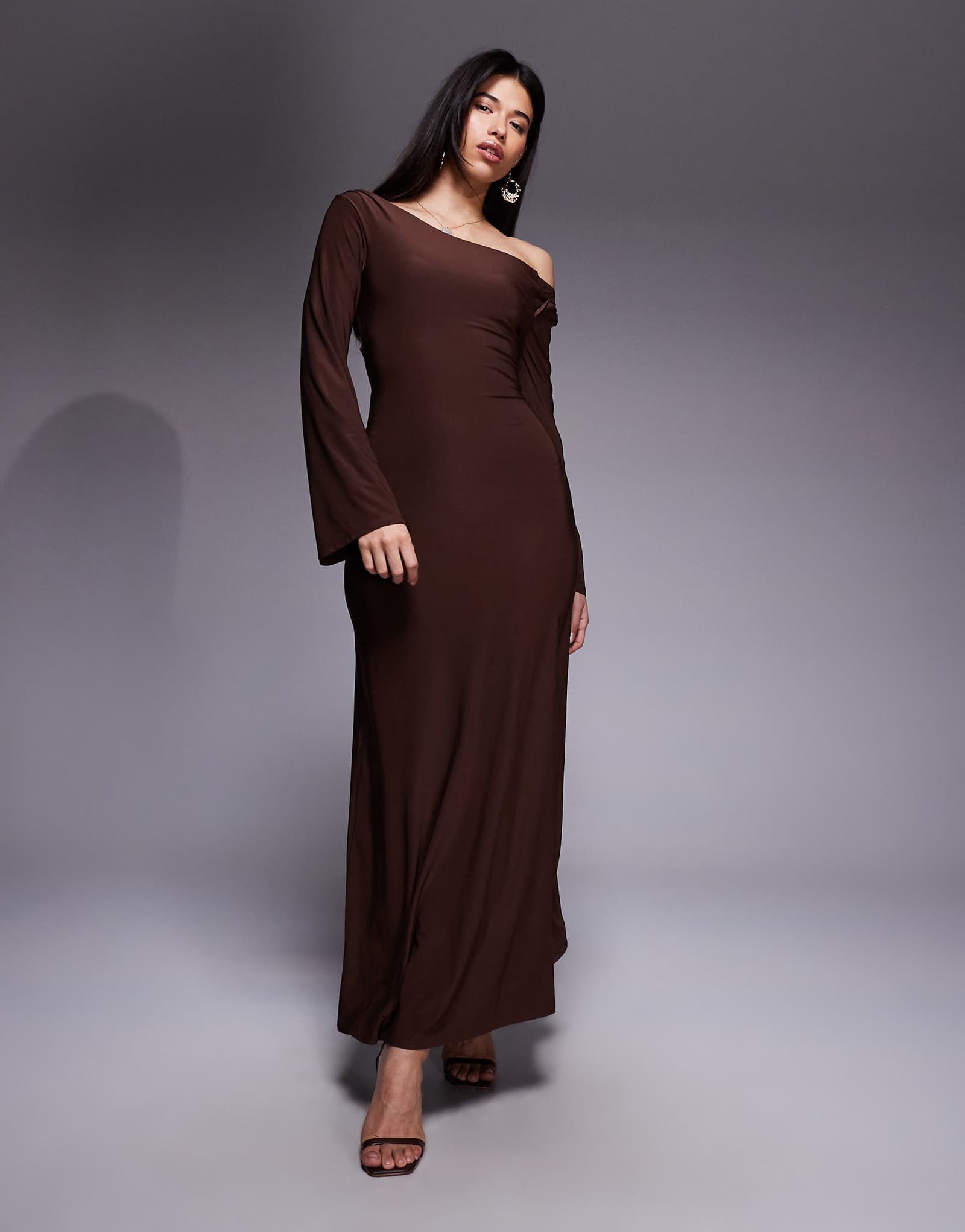 - ASOS chocolate 5990₽