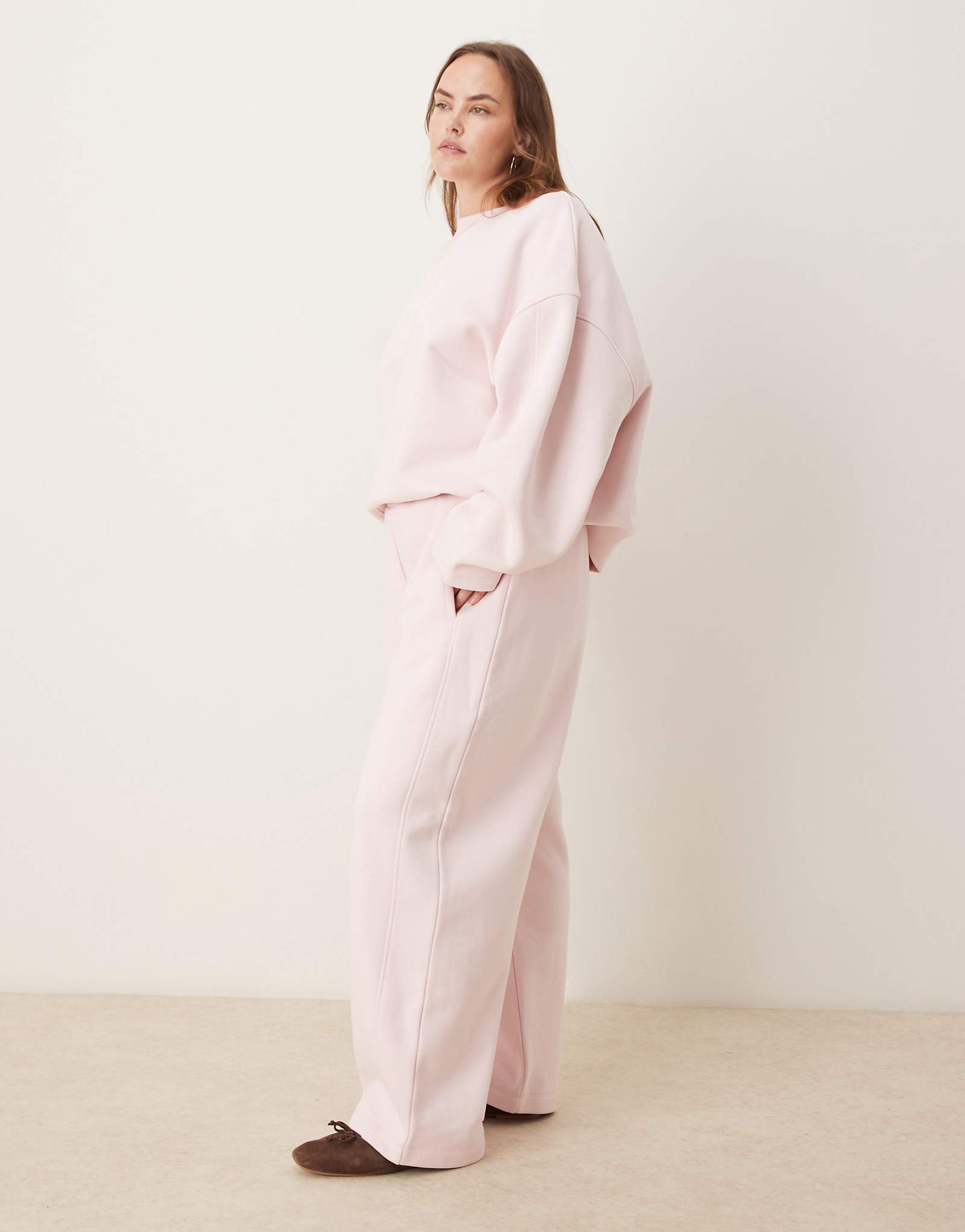 ASOS DESIGN Curve premium heavyweight 500gsm pink 12990₽