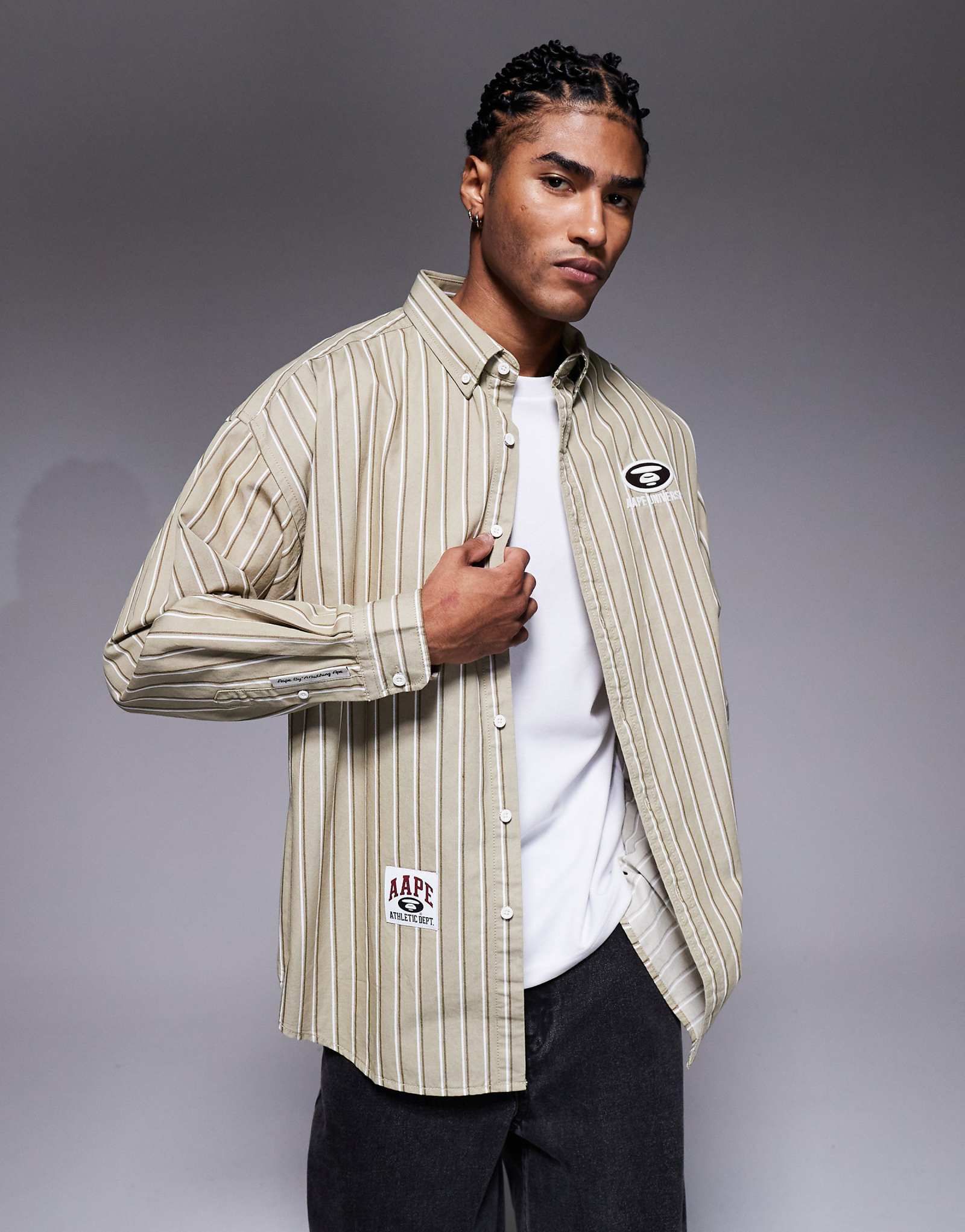 Aape by A Bathing Ape beige 40290₽