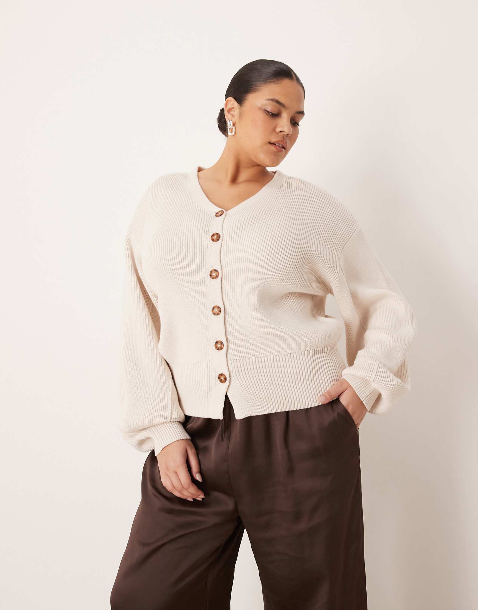 ASOS DESIGN Curve cream 10390₽