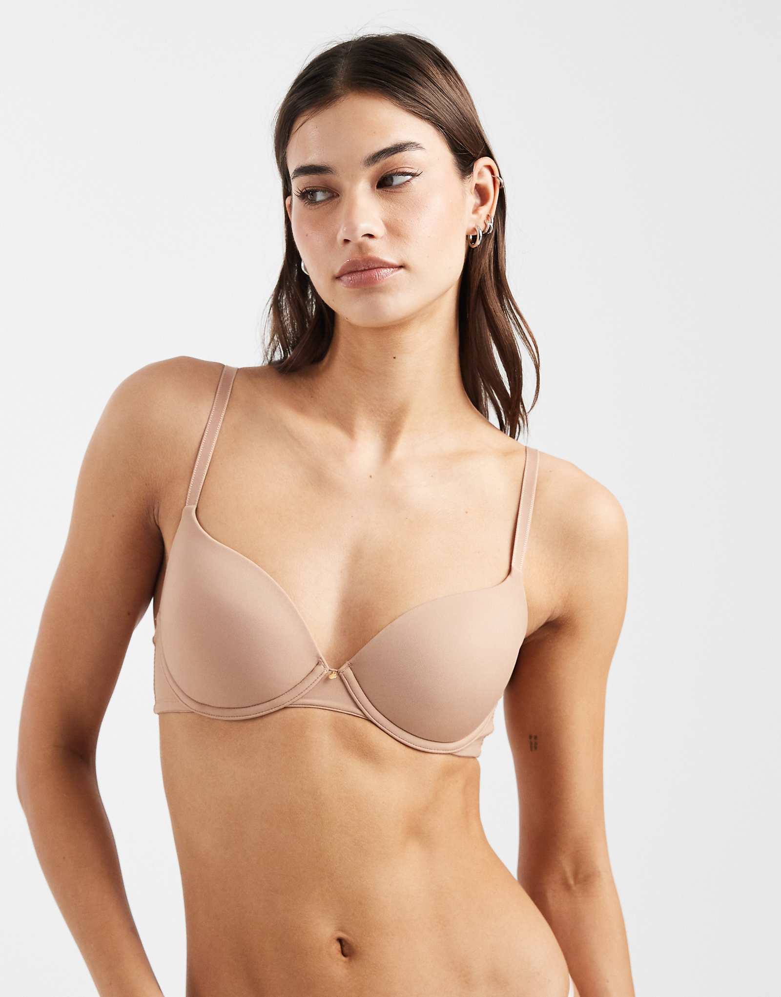 - ASOS DESIGN beige 6490₽