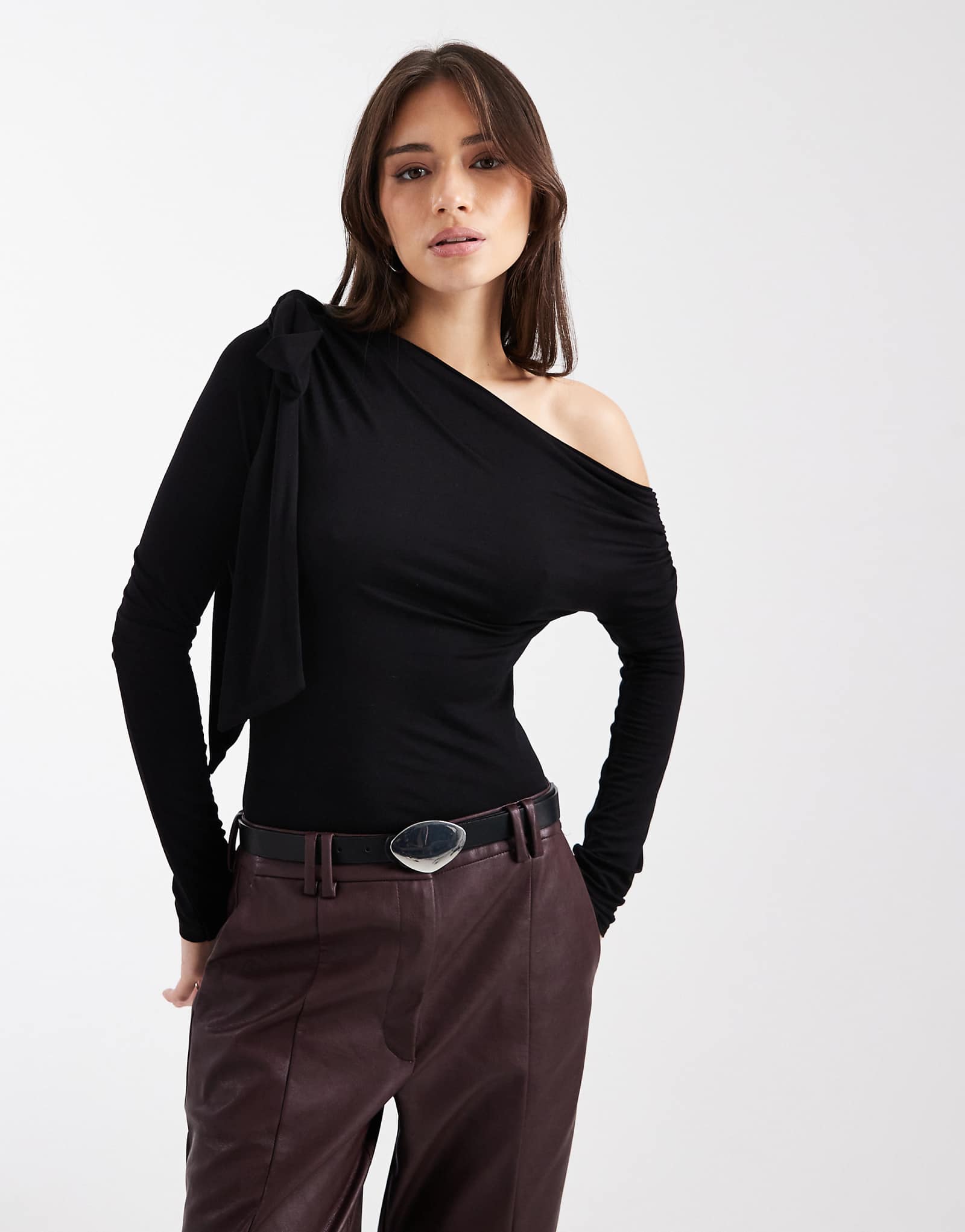 Miss Selfridge black 9790₽