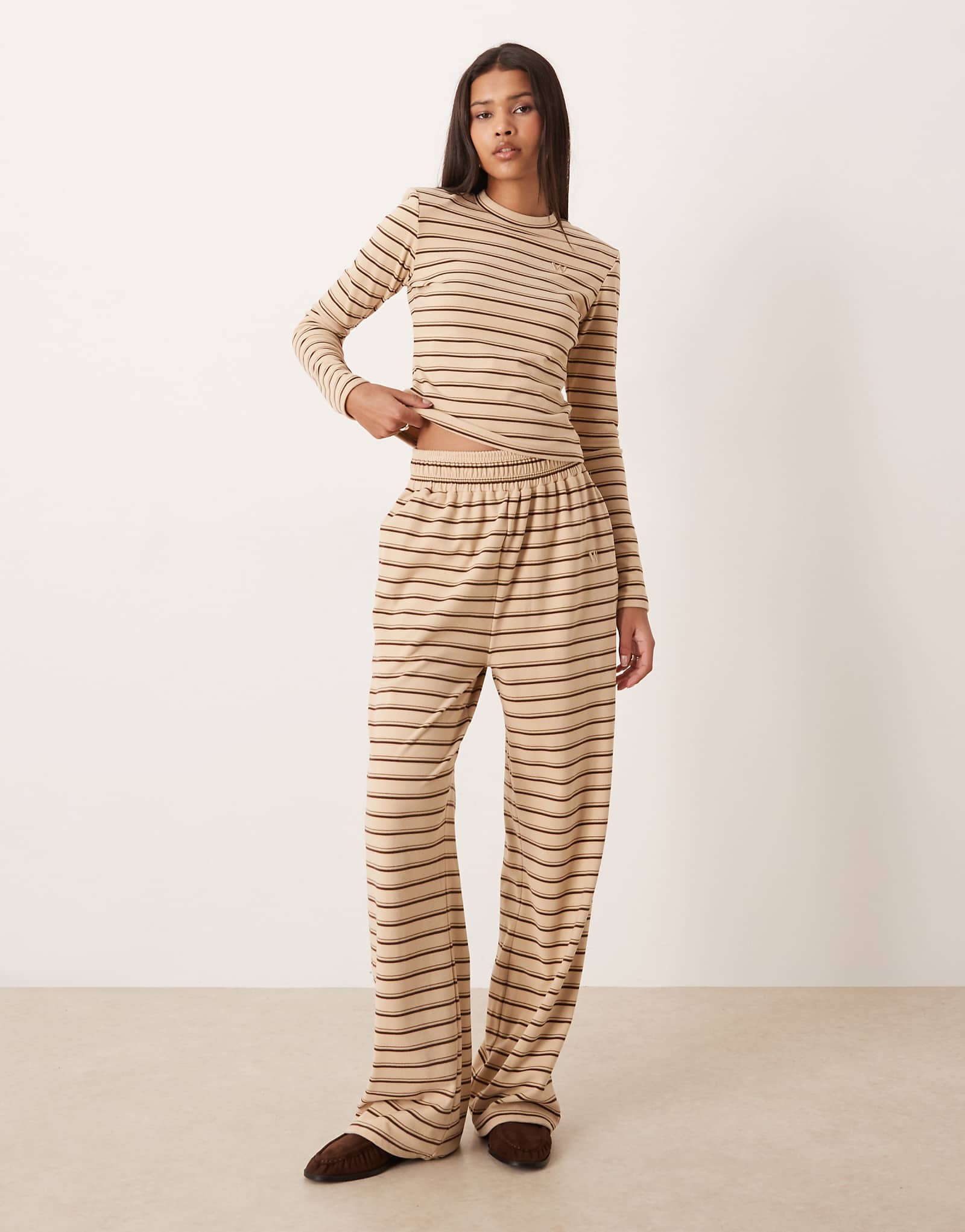 Wanderdoll Frankie premium heavyweight - cream stripe 18490₽