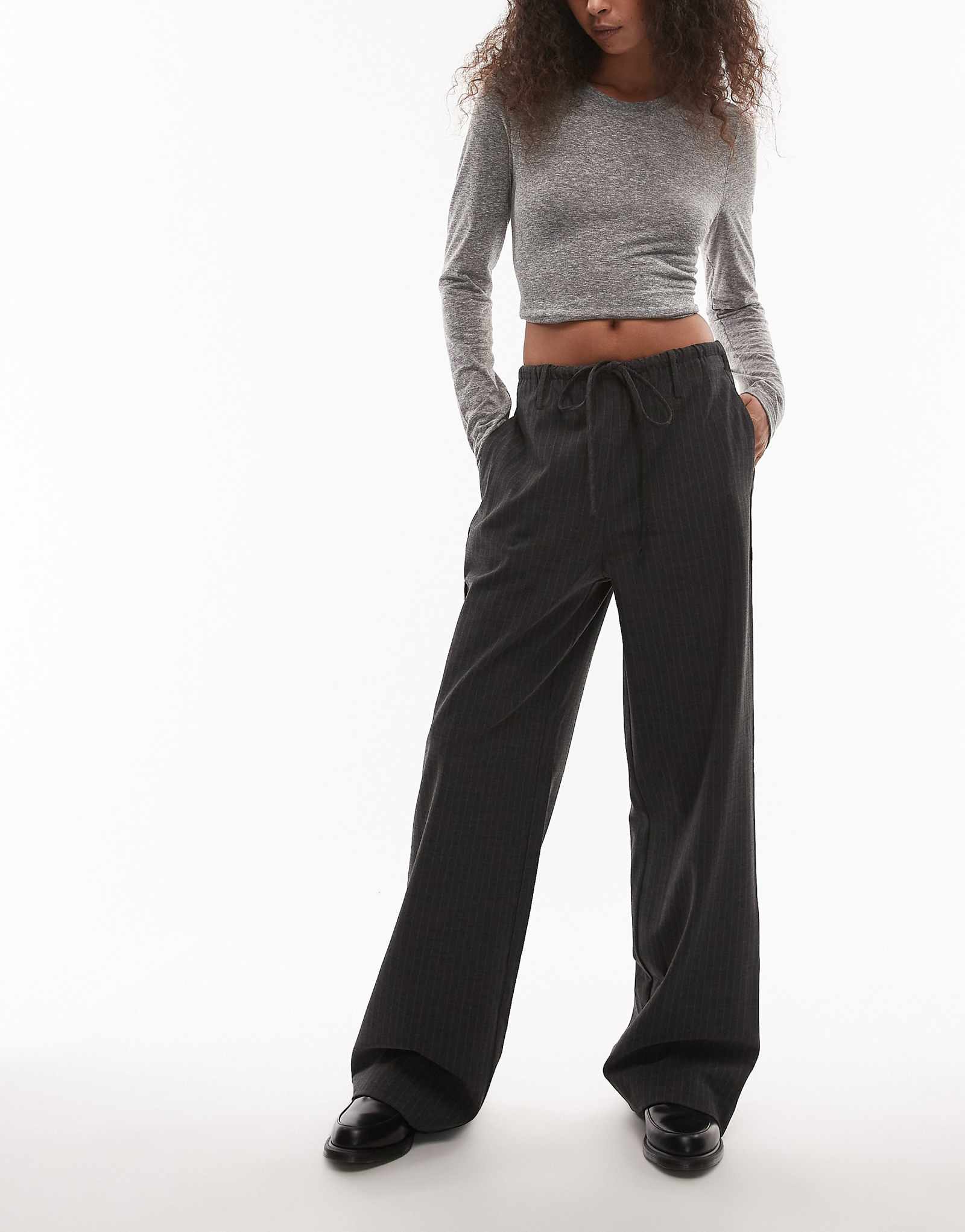 NIA Thalia        charcoal