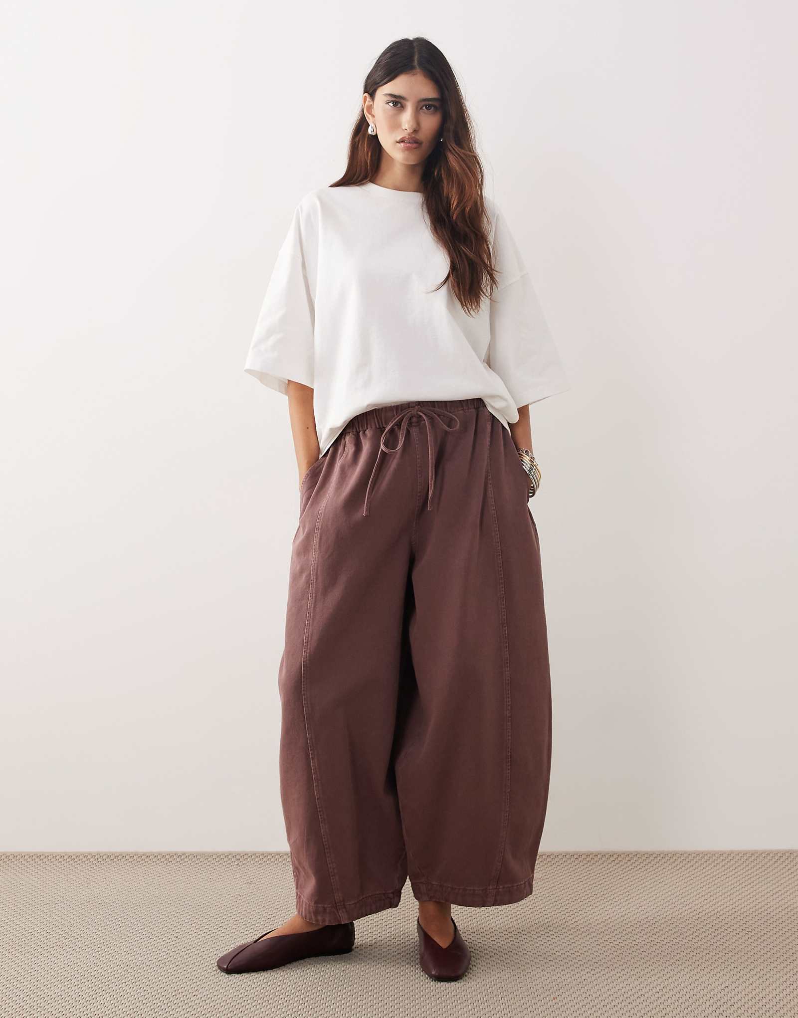 Willa brown 22890₽