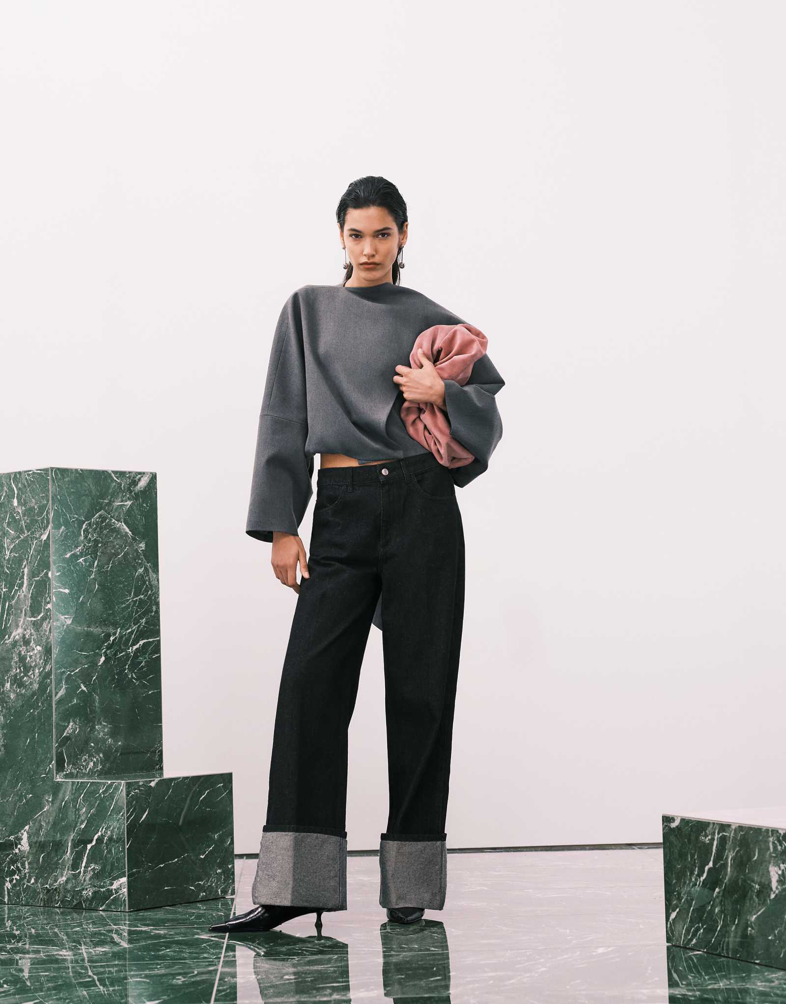 ASOS DESIGN black 12990₽