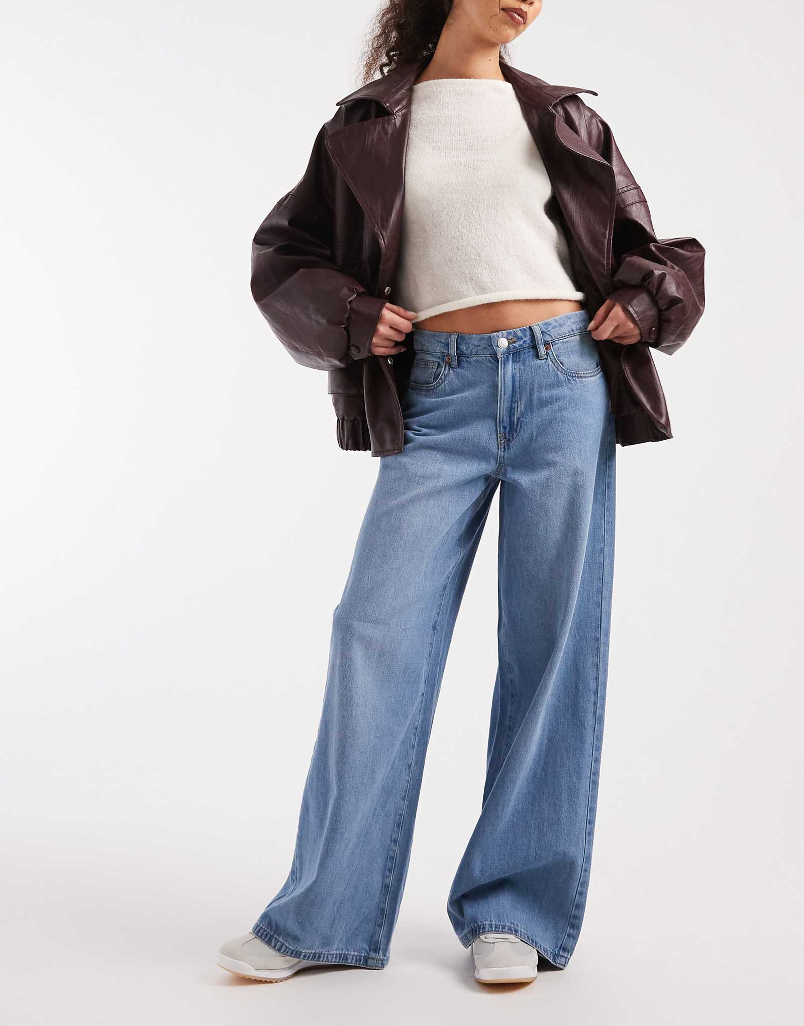 Vero Moda Remy - light blue denim 14490₽