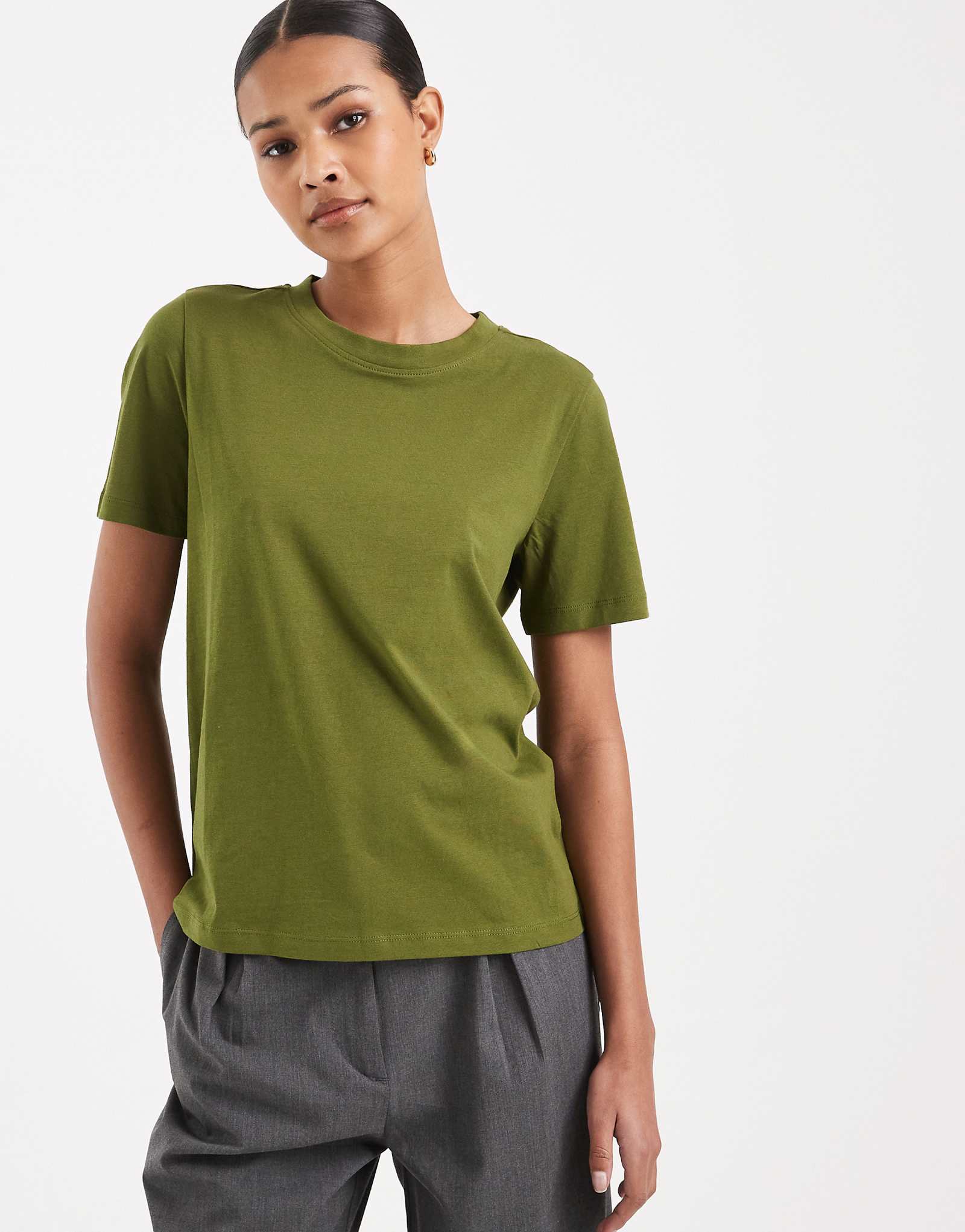 Vero Moda pesto 4790₽