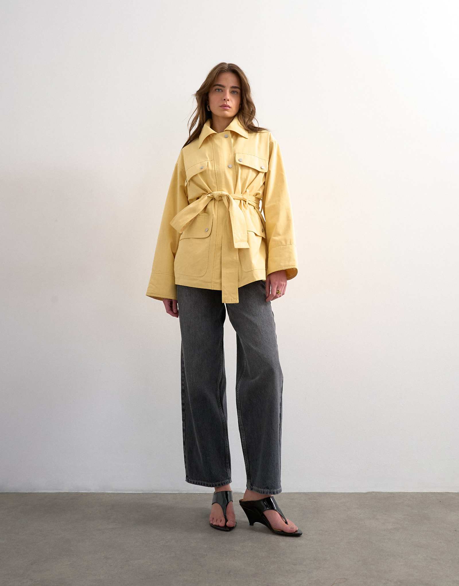 pretty gray 17390₽