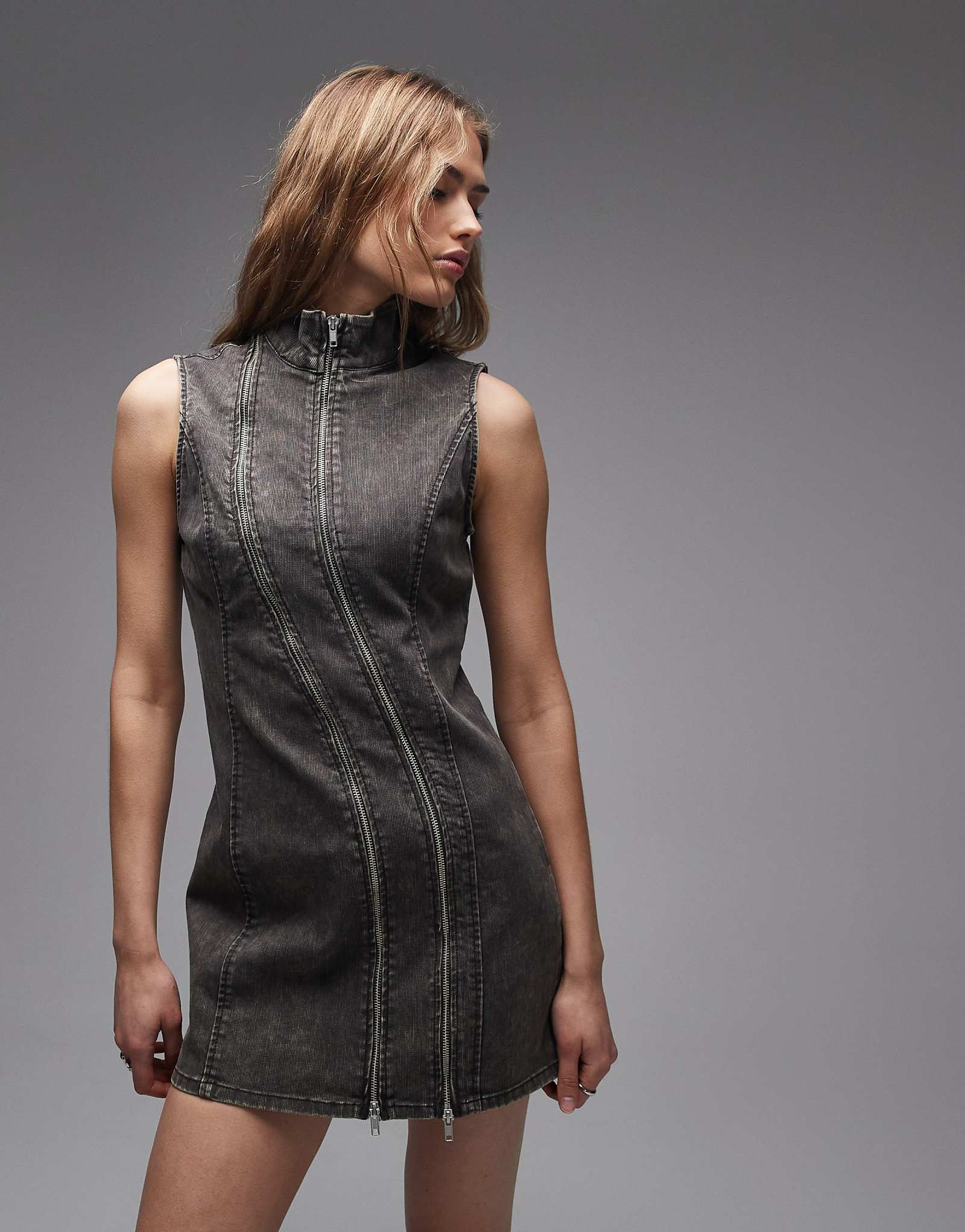 - - washed gray 18890₽