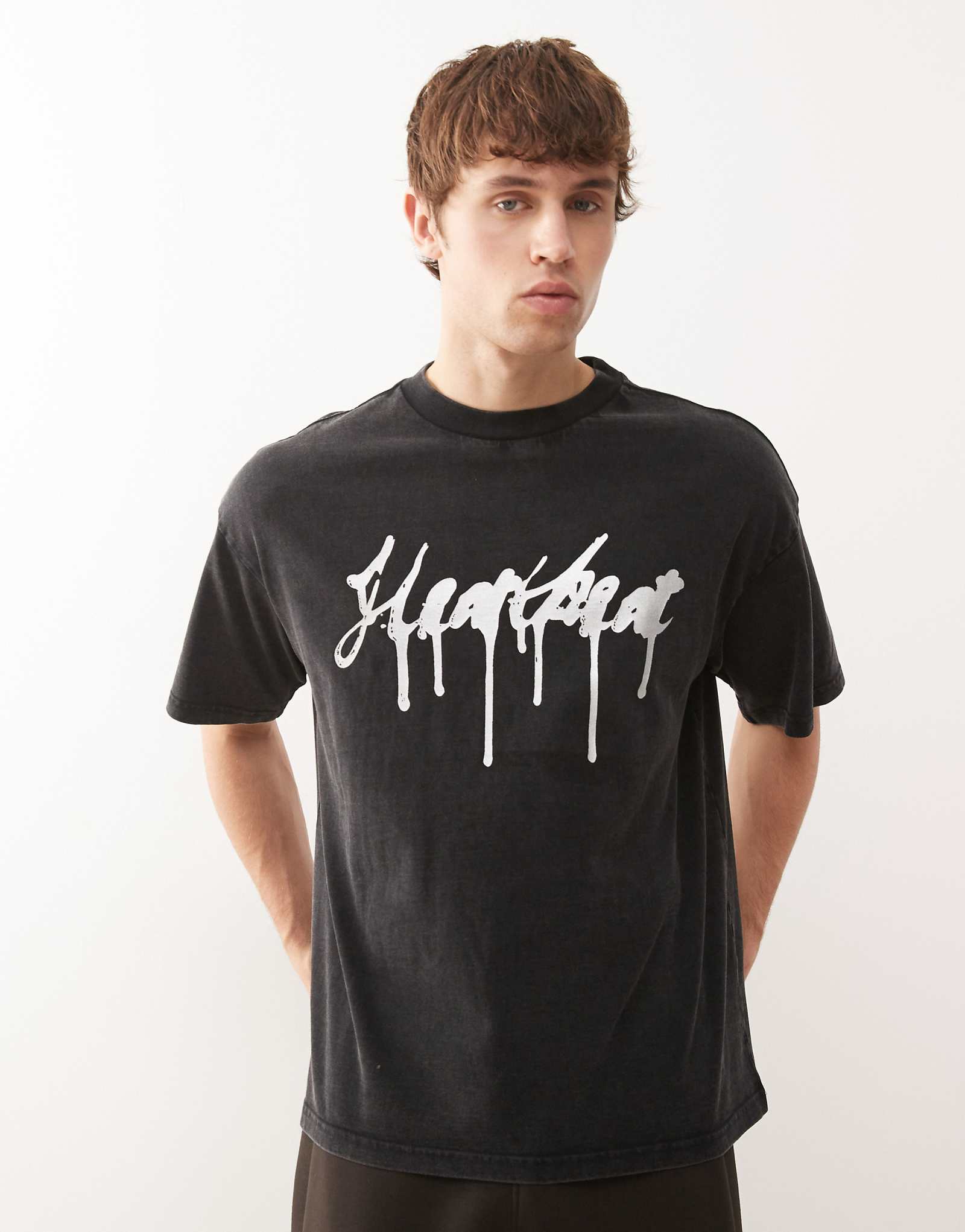 black graphic 9590₽