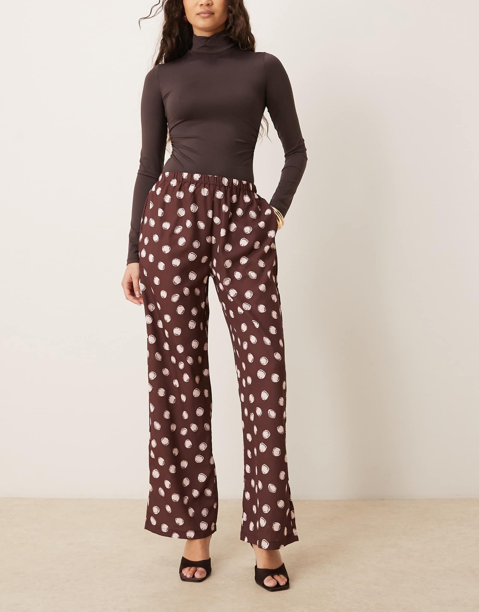 Sister Jane Illume brown polka 22390₽
