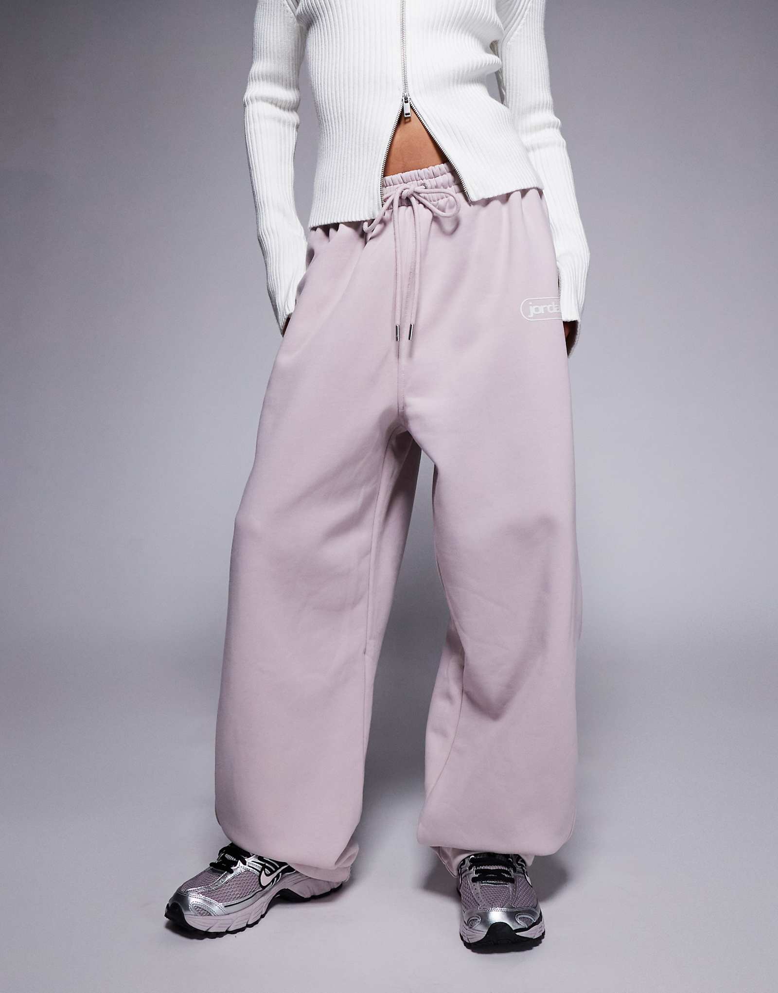 Jordan - light gray 15490₽