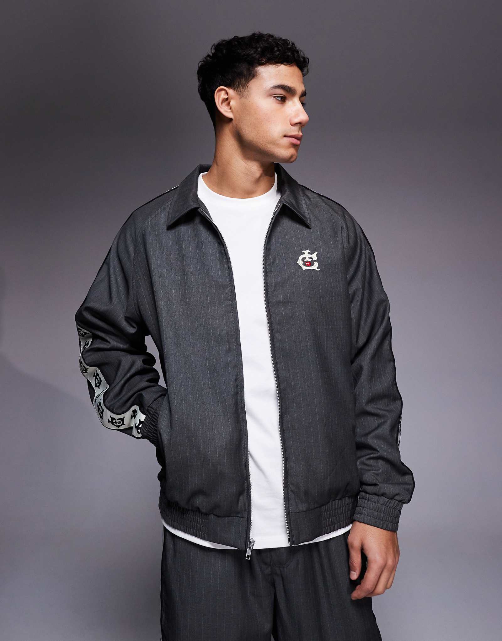 ICECREAM - CHARCOAL 43390₽