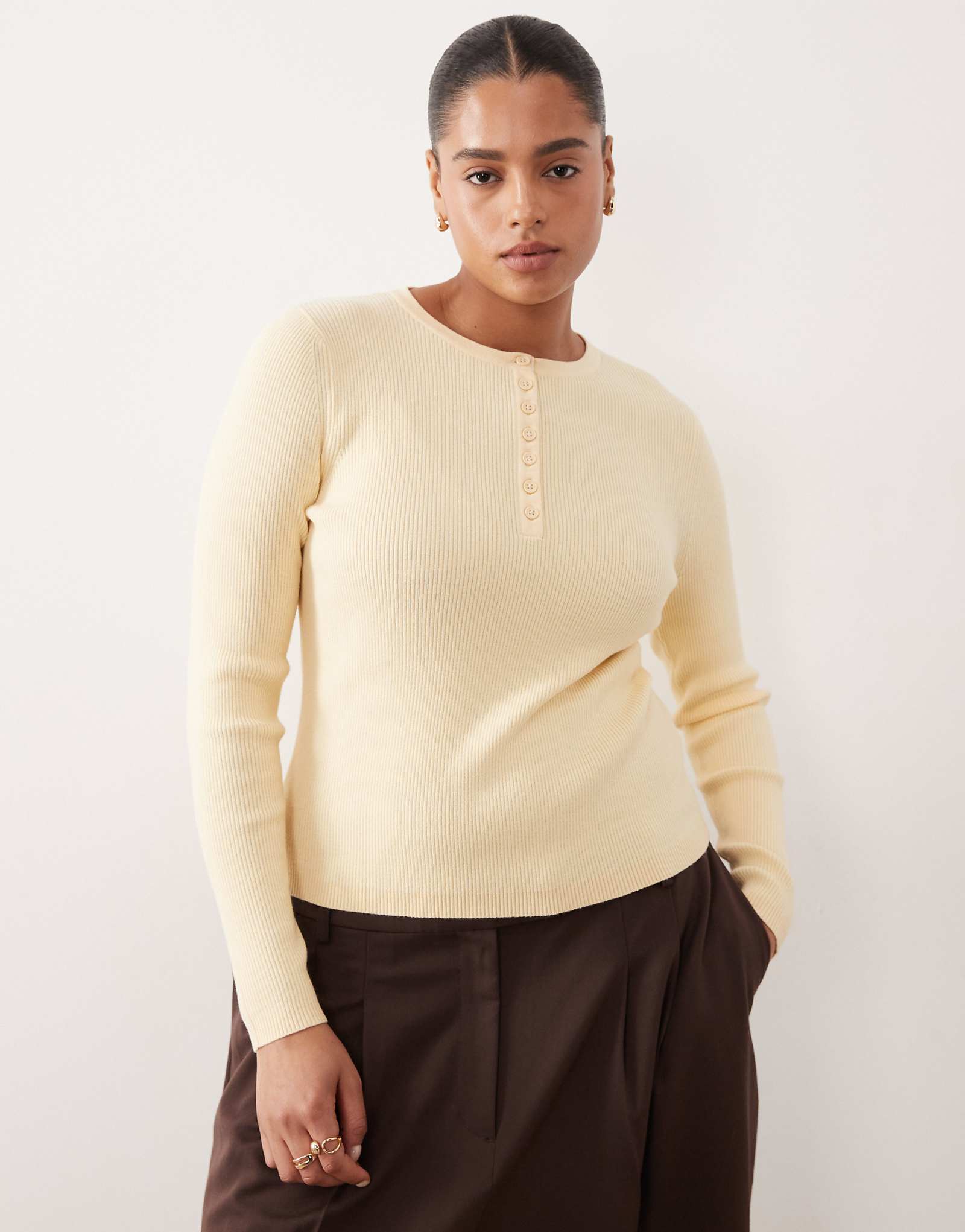 ASOS Curve fine gauge henley top buttermilk 8190₽