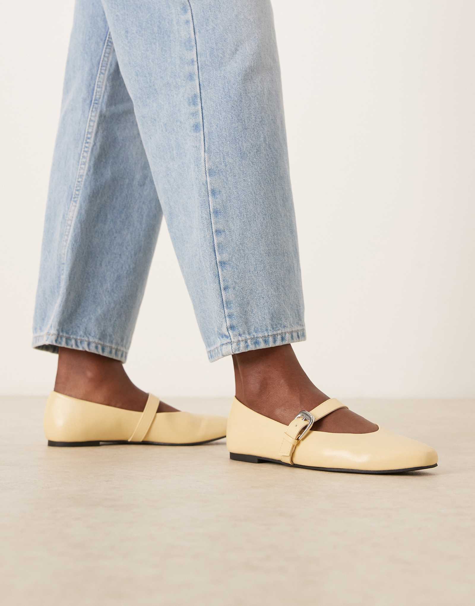 Leah Mary Jane ASOS DESIGN - butter yellow 8190₽