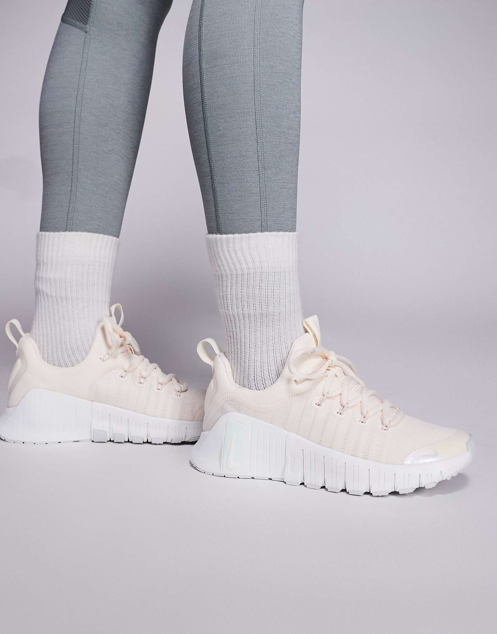 Nike Free Metcon 6 white 24590₽