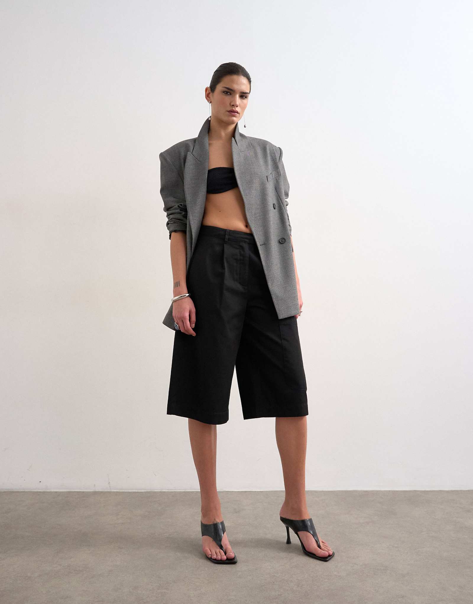 - Topshop black 14090₽