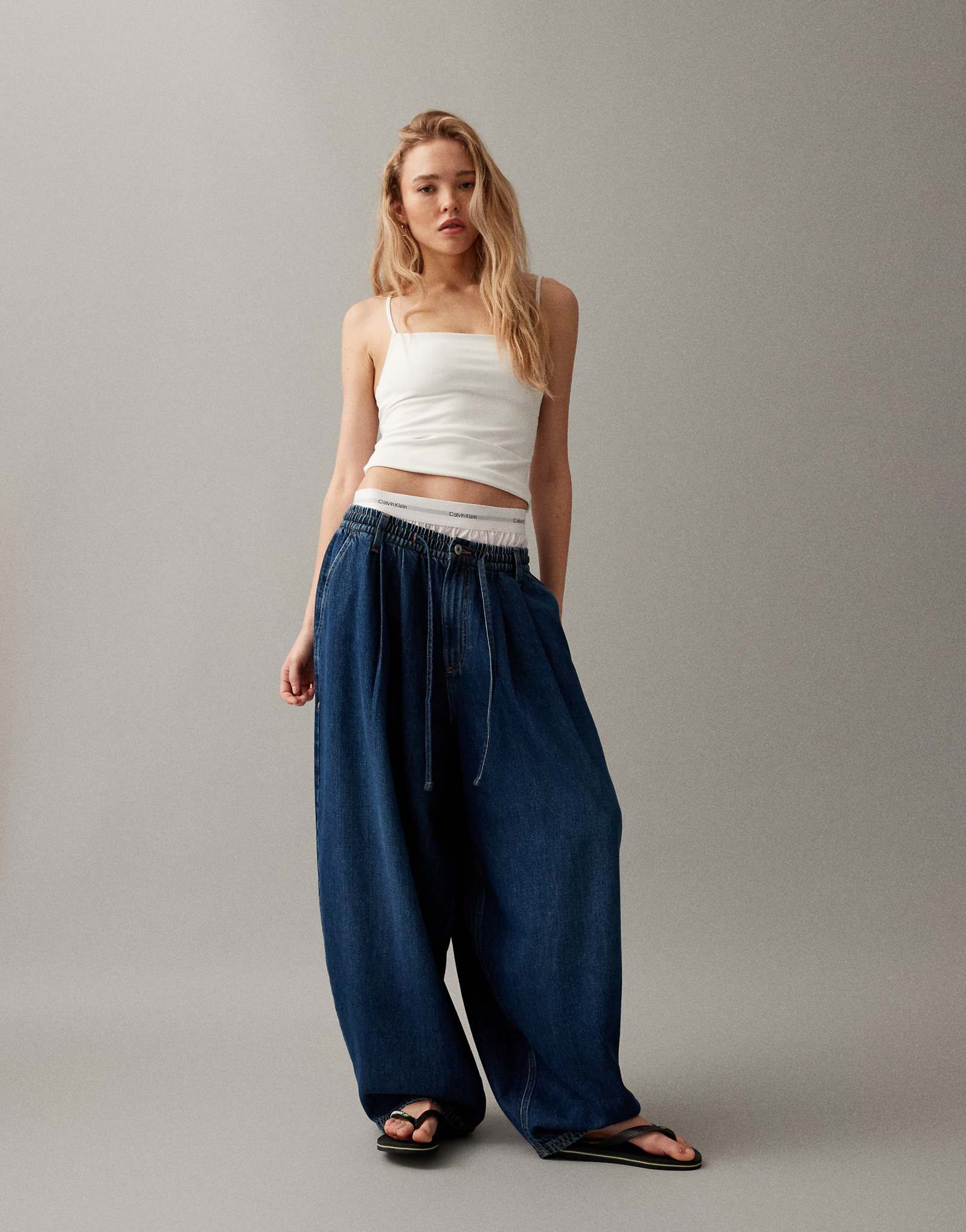 - COLLUSION XL mid wash blue 12790₽