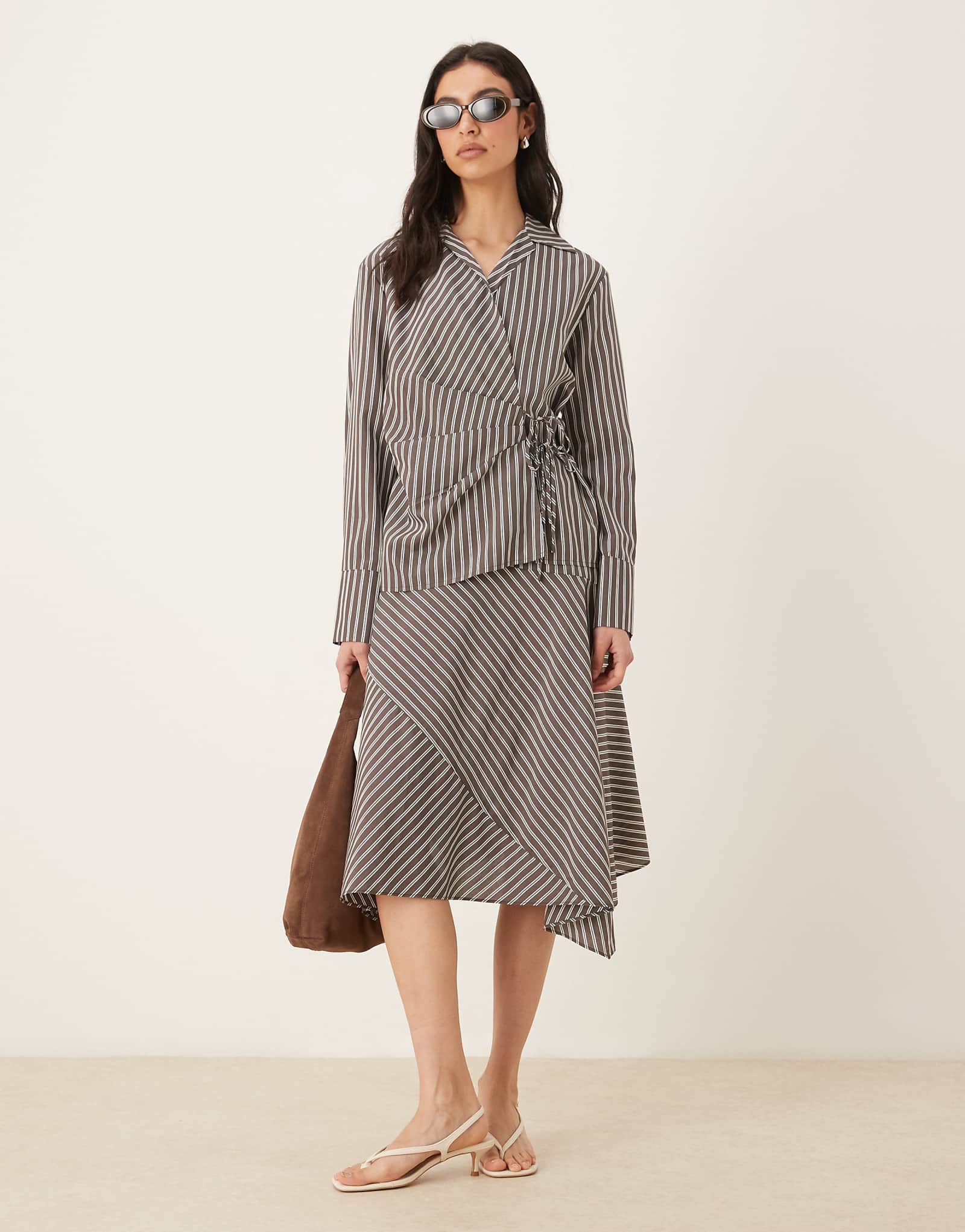 brown 27290₽