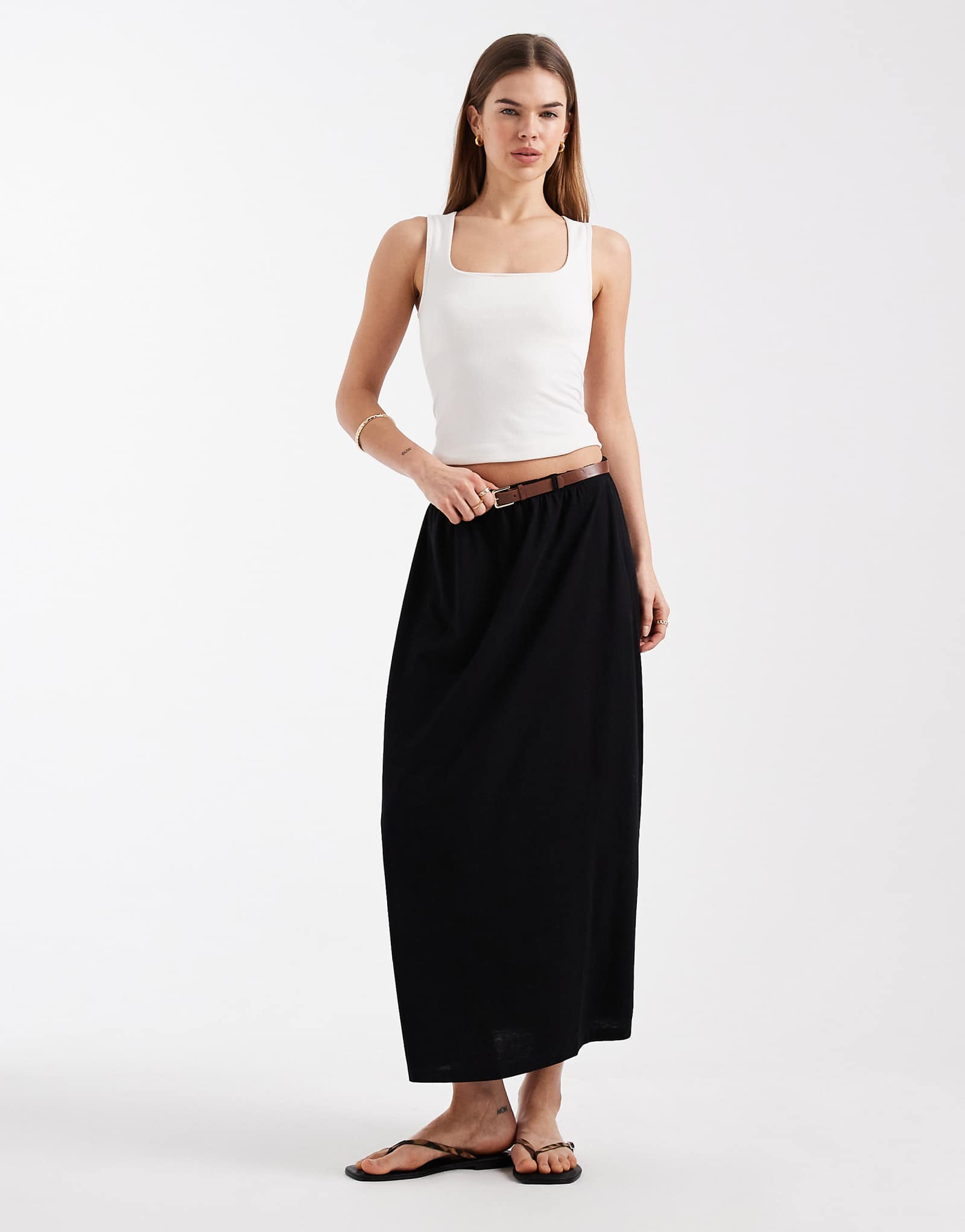 - Vero Moda 10590₽