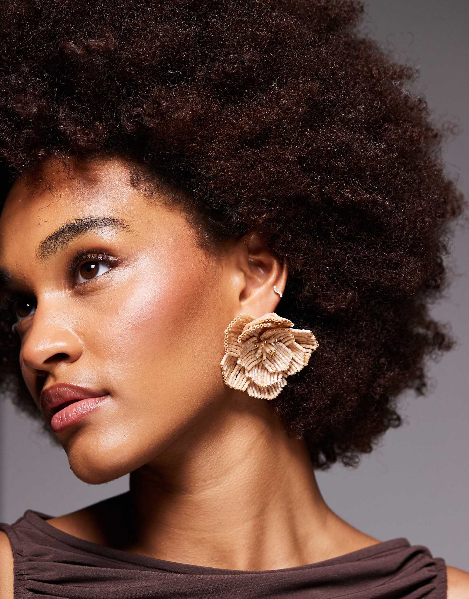 - ALDO Fleurish 10590₽