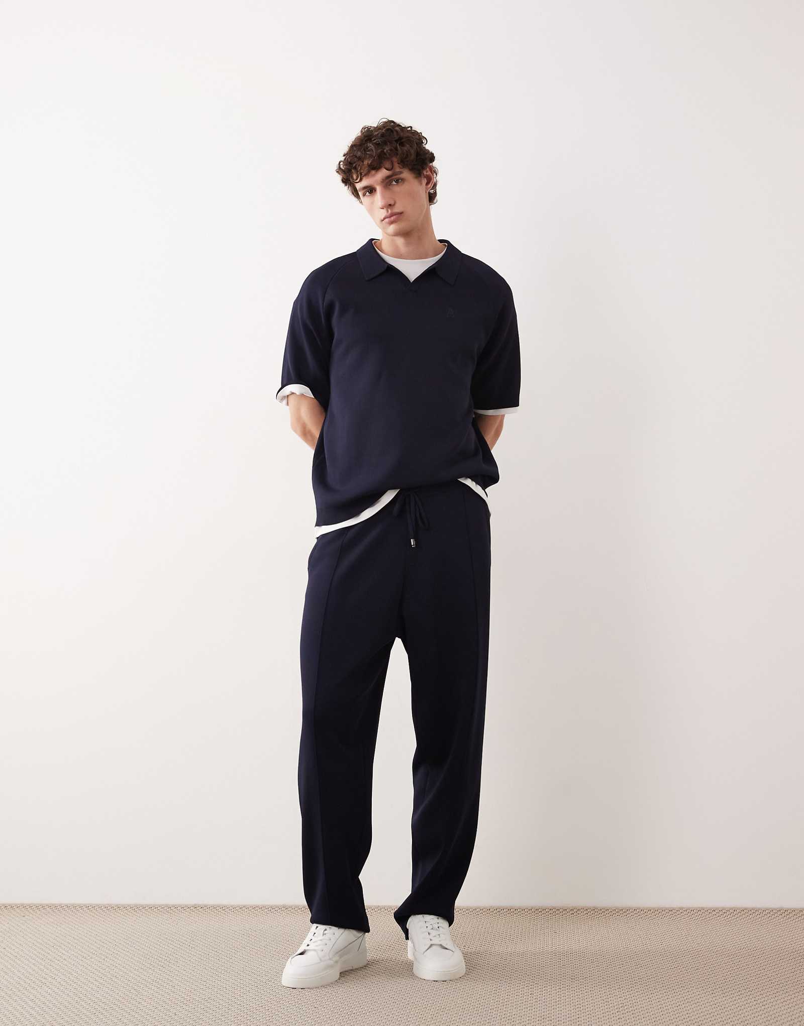 ASOS COLLECTIVE - - 13990₽