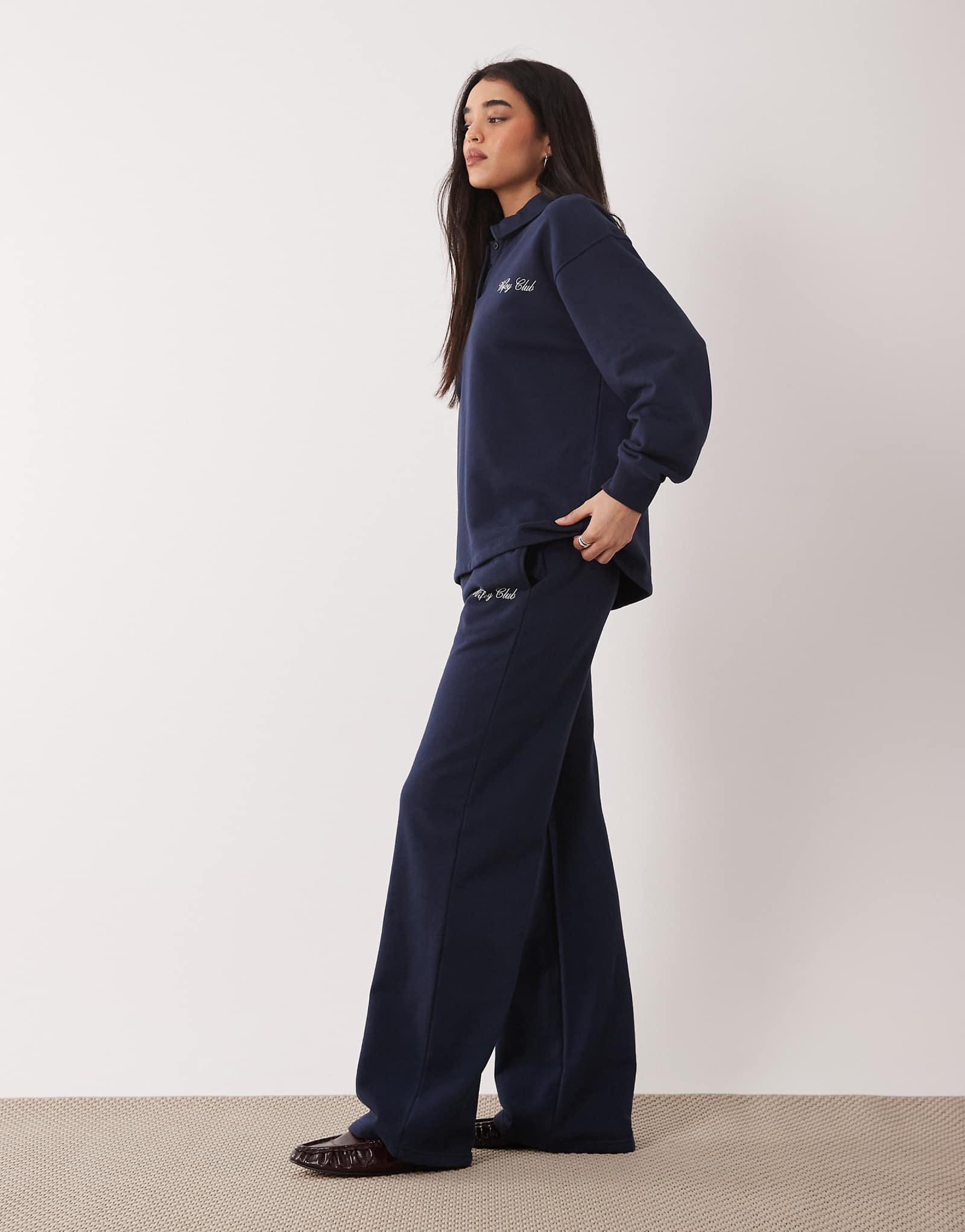 Wifey Club - - 13790₽