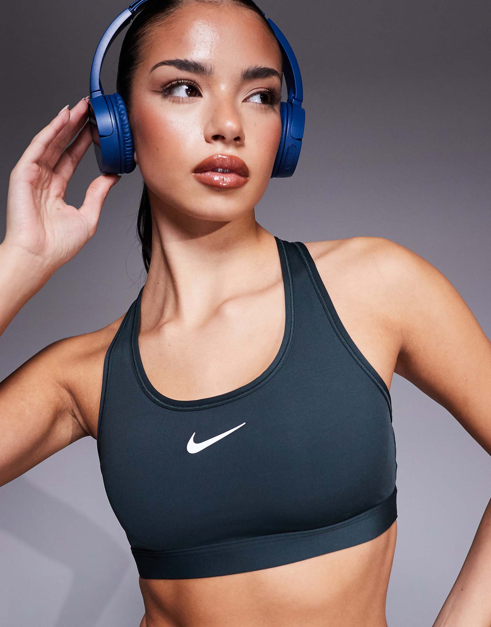 Nike Training Swoosh - 5490₽