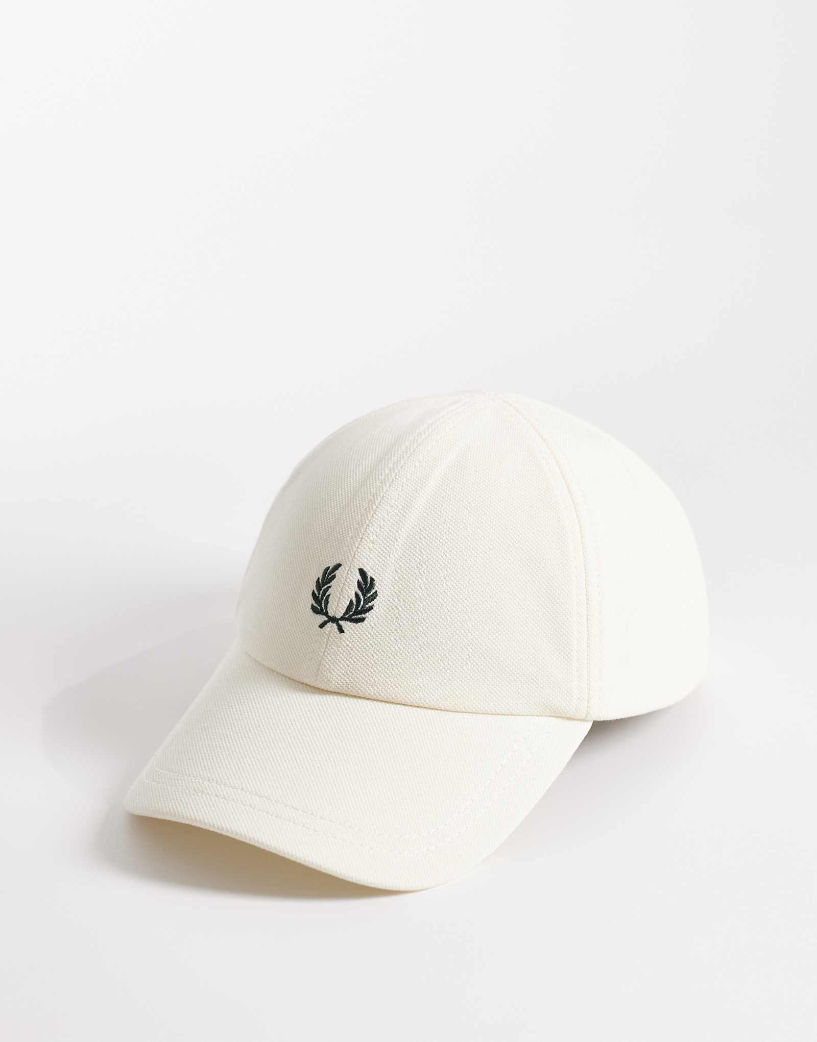 Fred Perry piqu 17190₽